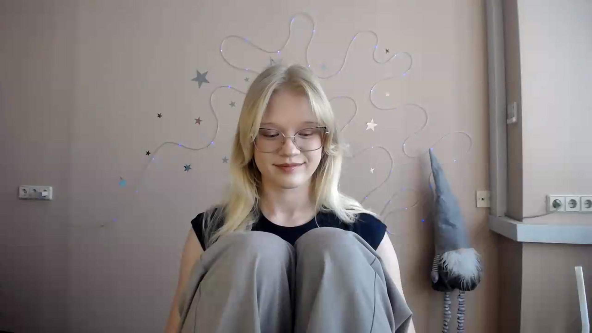 Gallery image thumbnail from Angel_baby's myfreecams stream on, 07/18/2026, 14:07 image 9 of 20