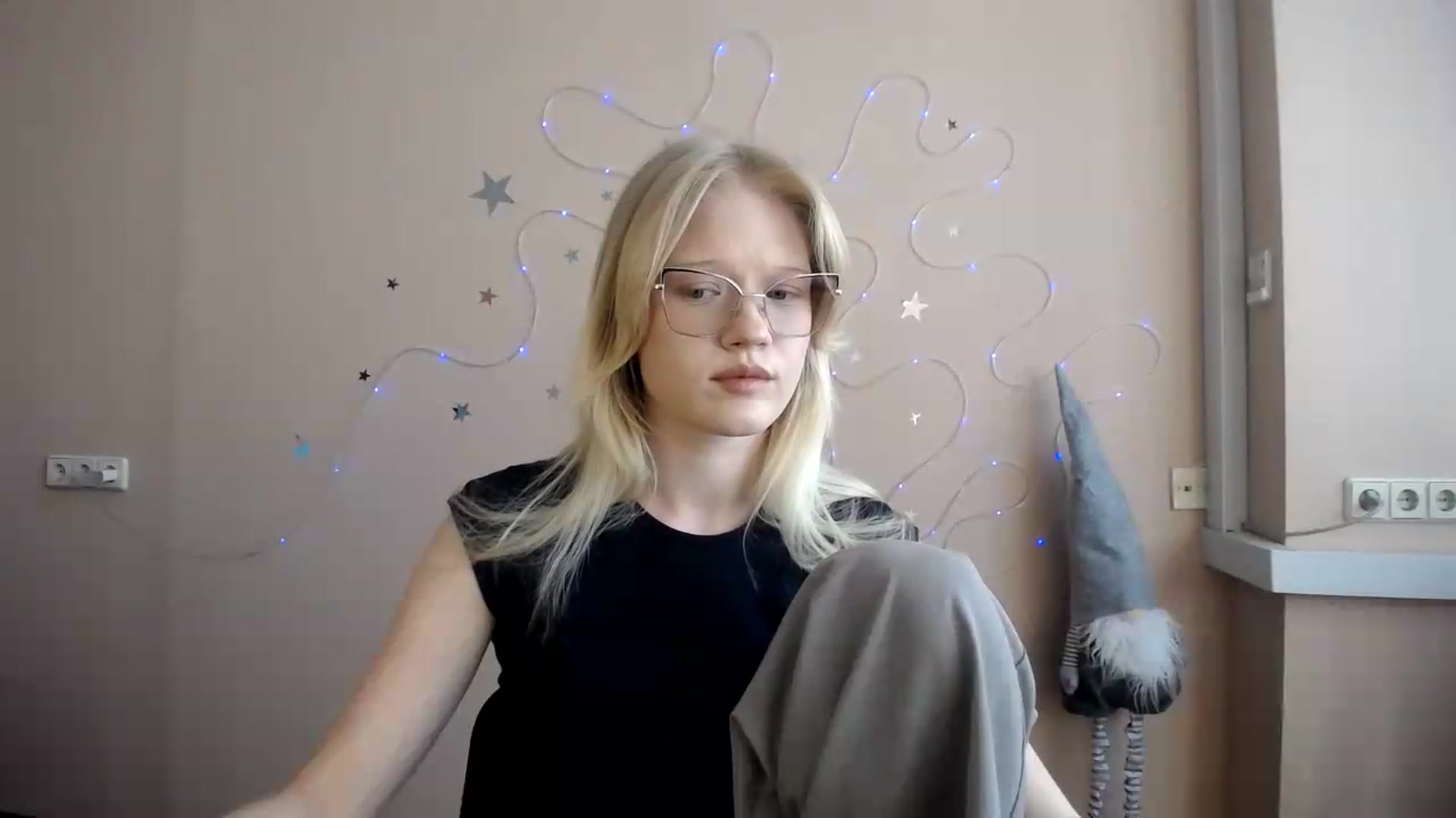 Gallery image thumbnail from Angel_baby's myfreecams stream on, 07/18/2026, 14:07 image 15 of 20