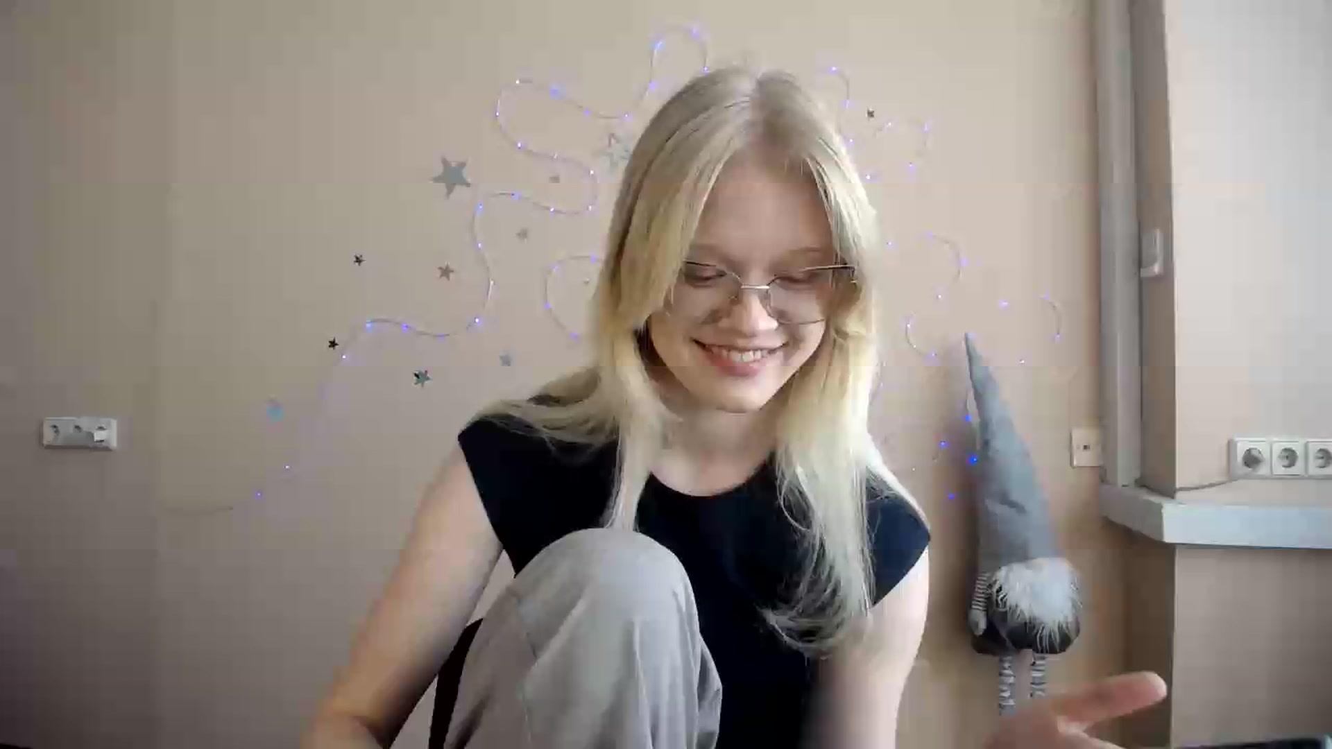 Gallery image thumbnail from Angel_baby's myfreecams stream on, 07/18/2026, 14:31 image 16 of 20