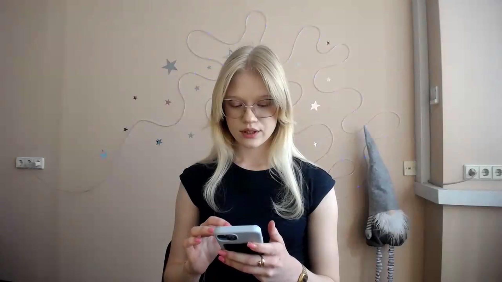 Gallery image thumbnail from Angel_baby's myfreecams stream on, 07/18/2026, 14:31 image 12 of 20