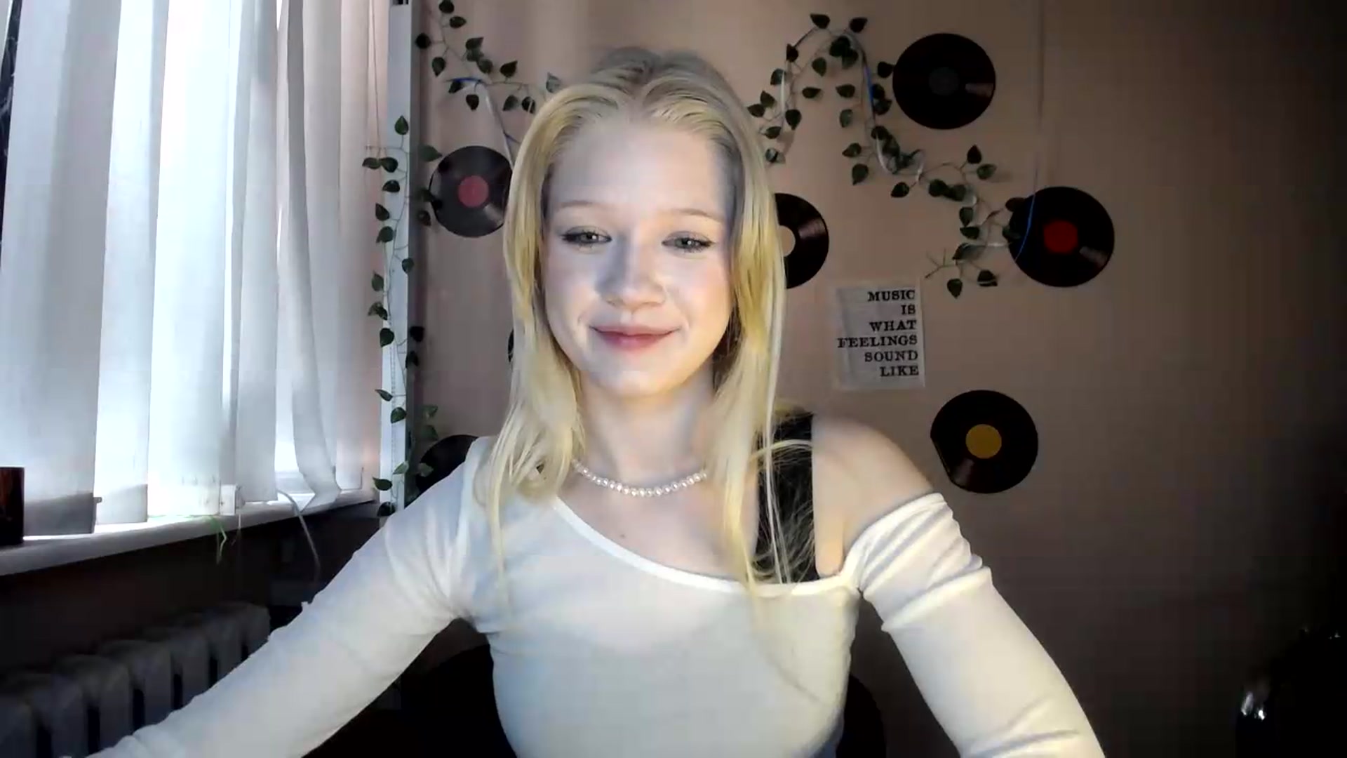 Gallery image thumbnail from Angel_baby's myfreecams stream on, 07/19/2026, 16:02 image 19 of 20