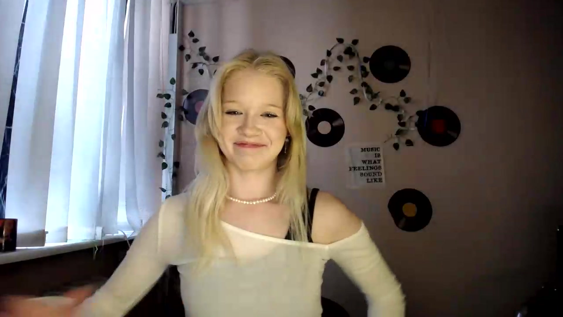 Gallery image thumbnail from Angel_baby's myfreecams stream on, 07/19/2026, 16:02 image 2 of 20