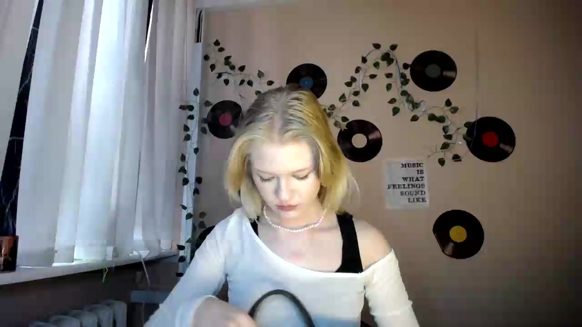 Gallery image thumbnail from Angel_baby's myfreecams stream on, 07/19/2026, 17:33 image 1 of 20