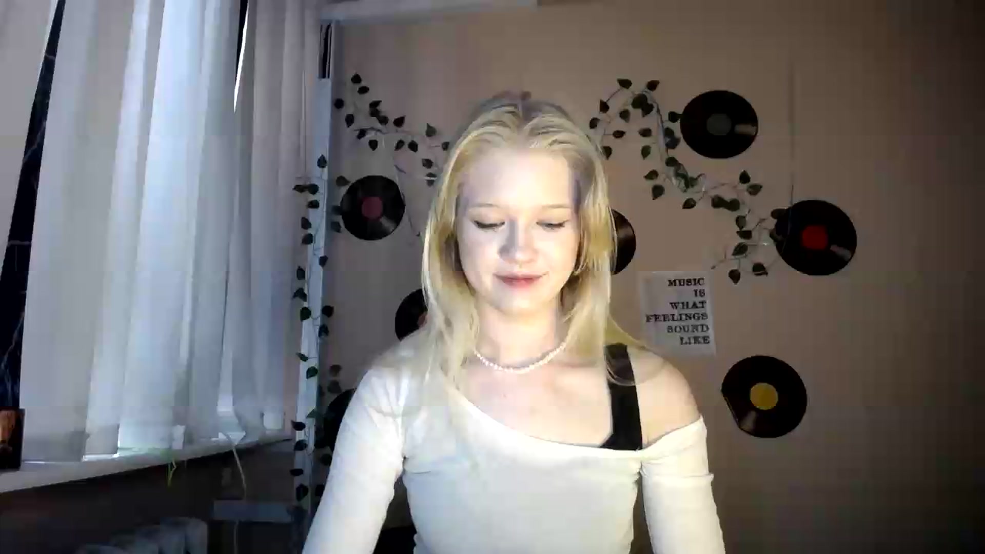 Gallery image thumbnail from Angel_baby's myfreecams stream on, 07/19/2026, 17:33 image 8 of 20