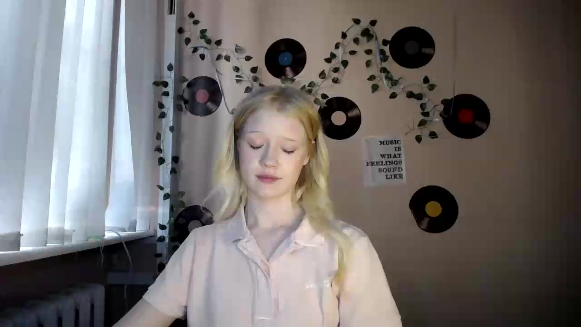 Gallery image thumbnail from Angel_baby's myfreecams stream on, 07/21/2026, 16:33 image 13 of 20