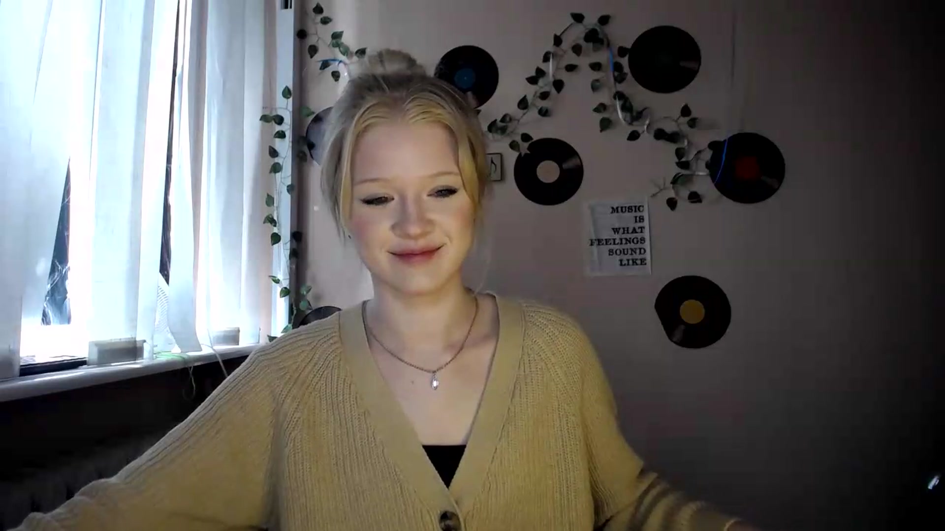 Gallery image thumbnail from Angel_baby's myfreecams stream on, 07/23/2026, 14:07 image 2 of 20