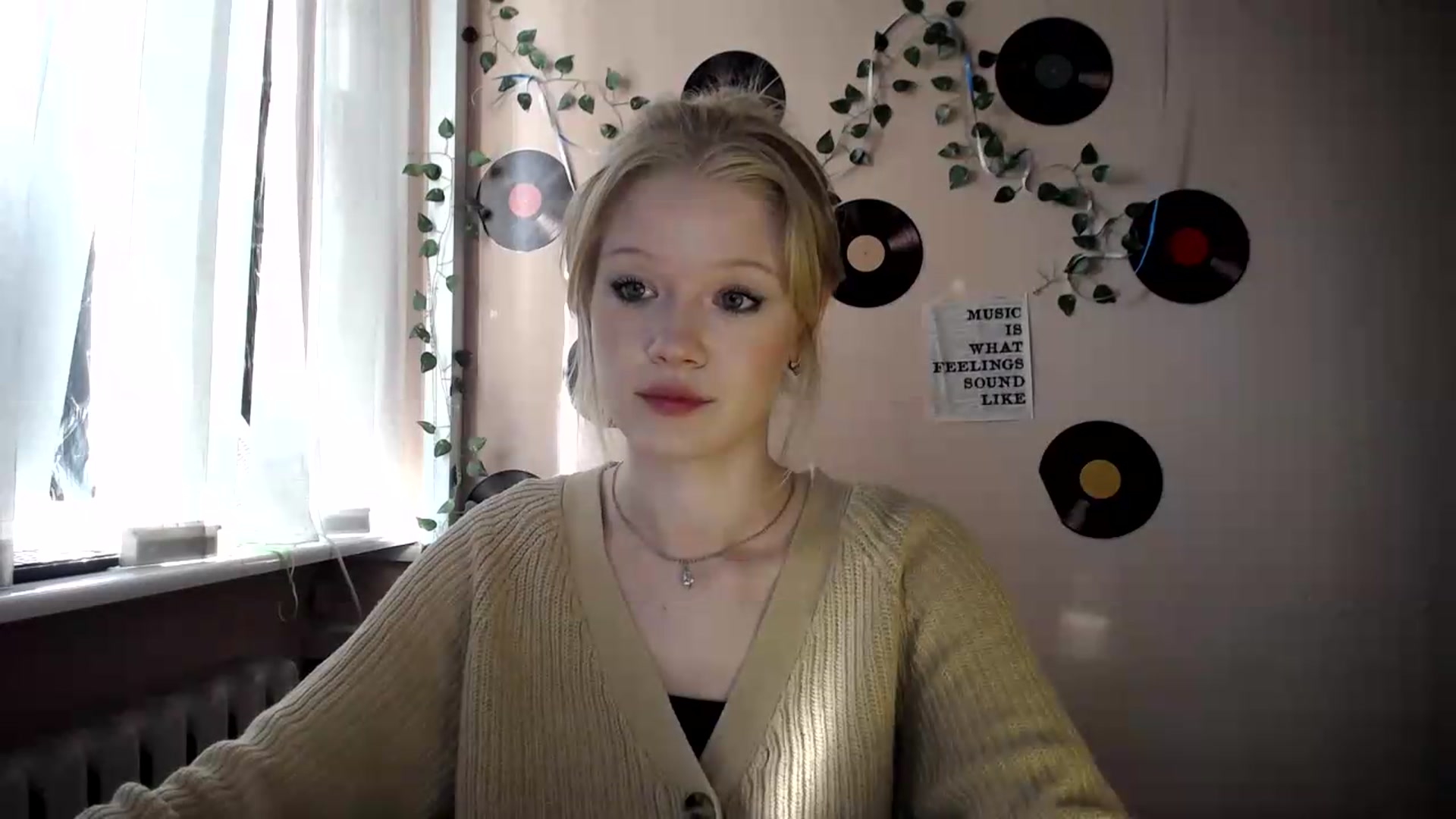 Gallery image thumbnail from Angel_baby's myfreecams stream on, 07/23/2026, 16:08 image 17 of 20