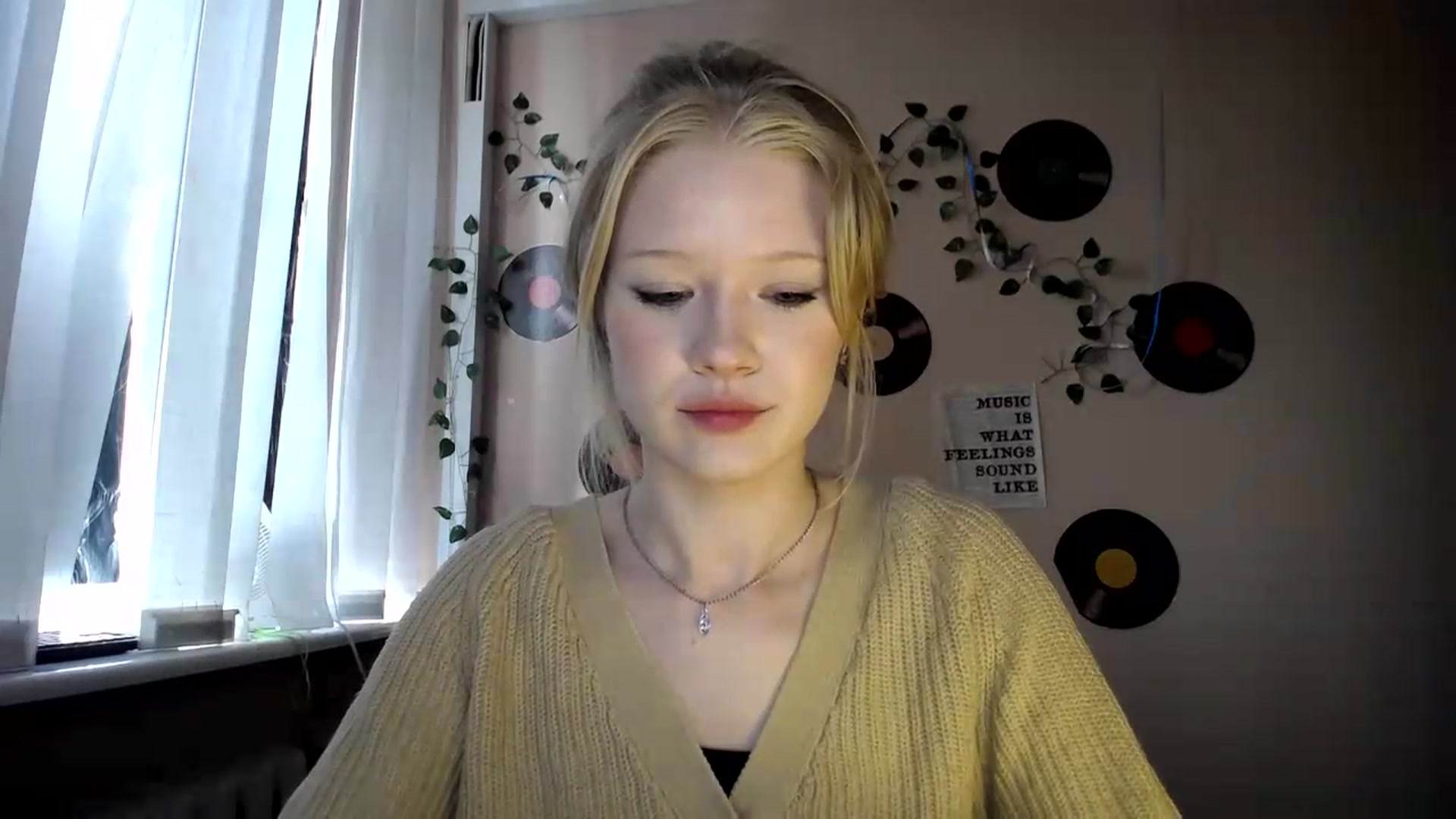 Gallery image thumbnail from Angel_baby's myfreecams stream on, 07/23/2026, 16:08 image 4 of 20