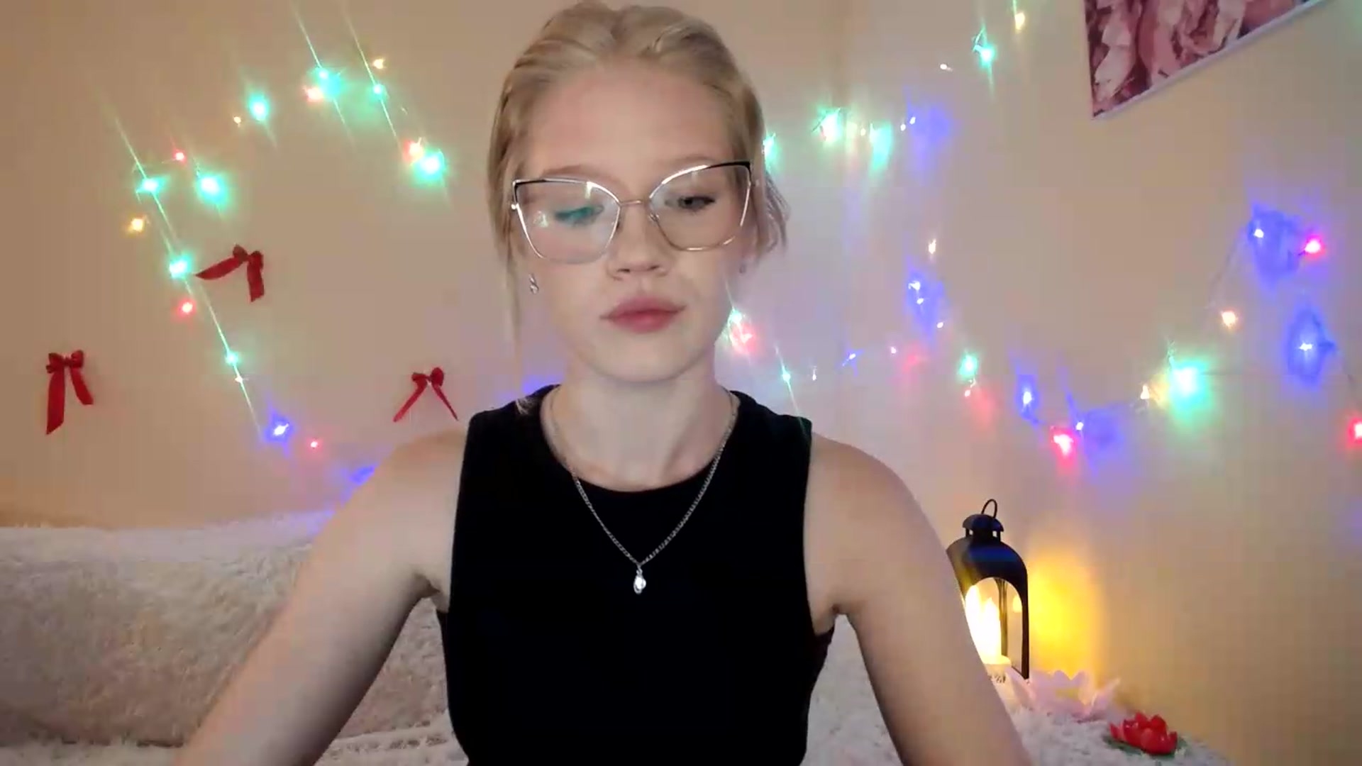 Gallery image thumbnail from Angel_baby's myfreecams stream on, 07/29/2026, 20:23 image 17 of 20