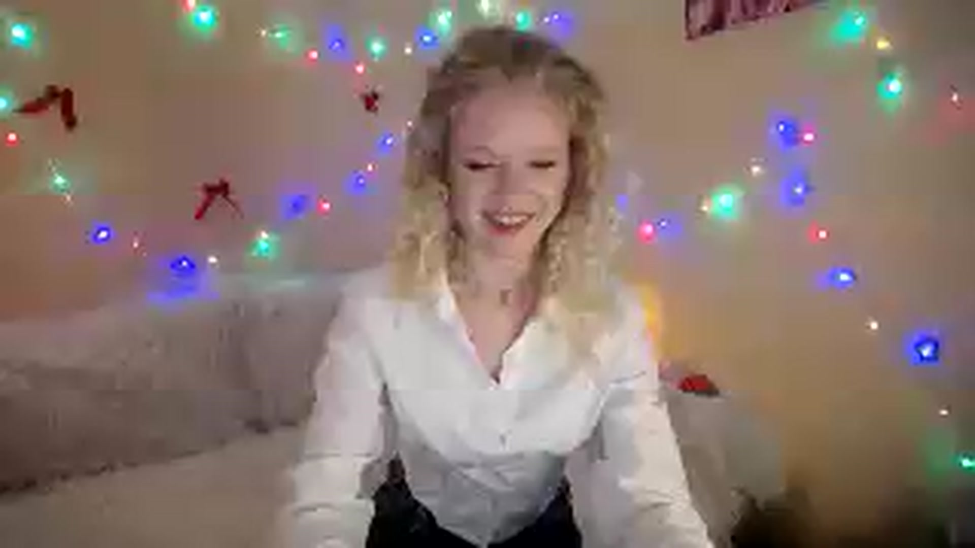 Gallery image thumbnail from Angel_baby's myfreecams stream on, 07/30/2026, 19:10 image 18 of 20