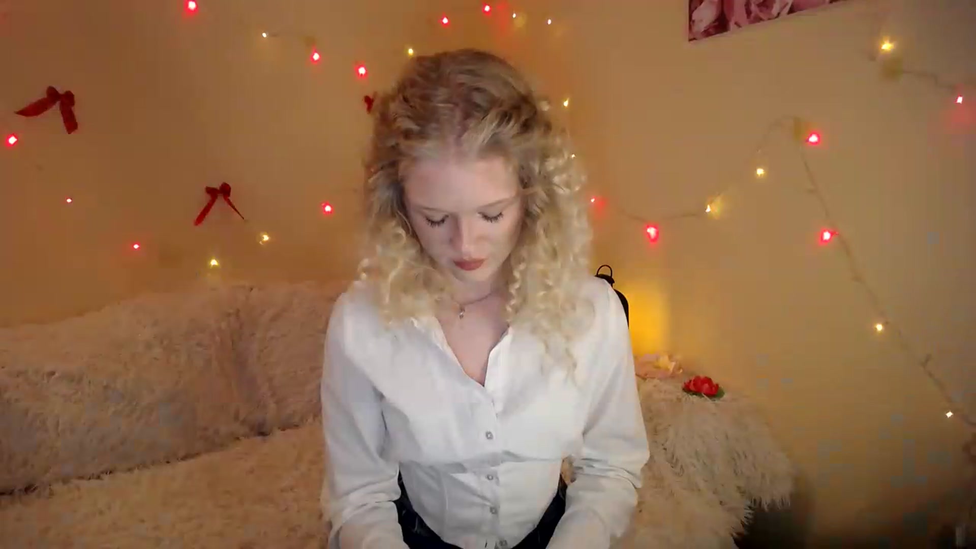 Gallery image thumbnail from Angel_baby's myfreecams stream on, 07/30/2026, 19:10 image 7 of 20