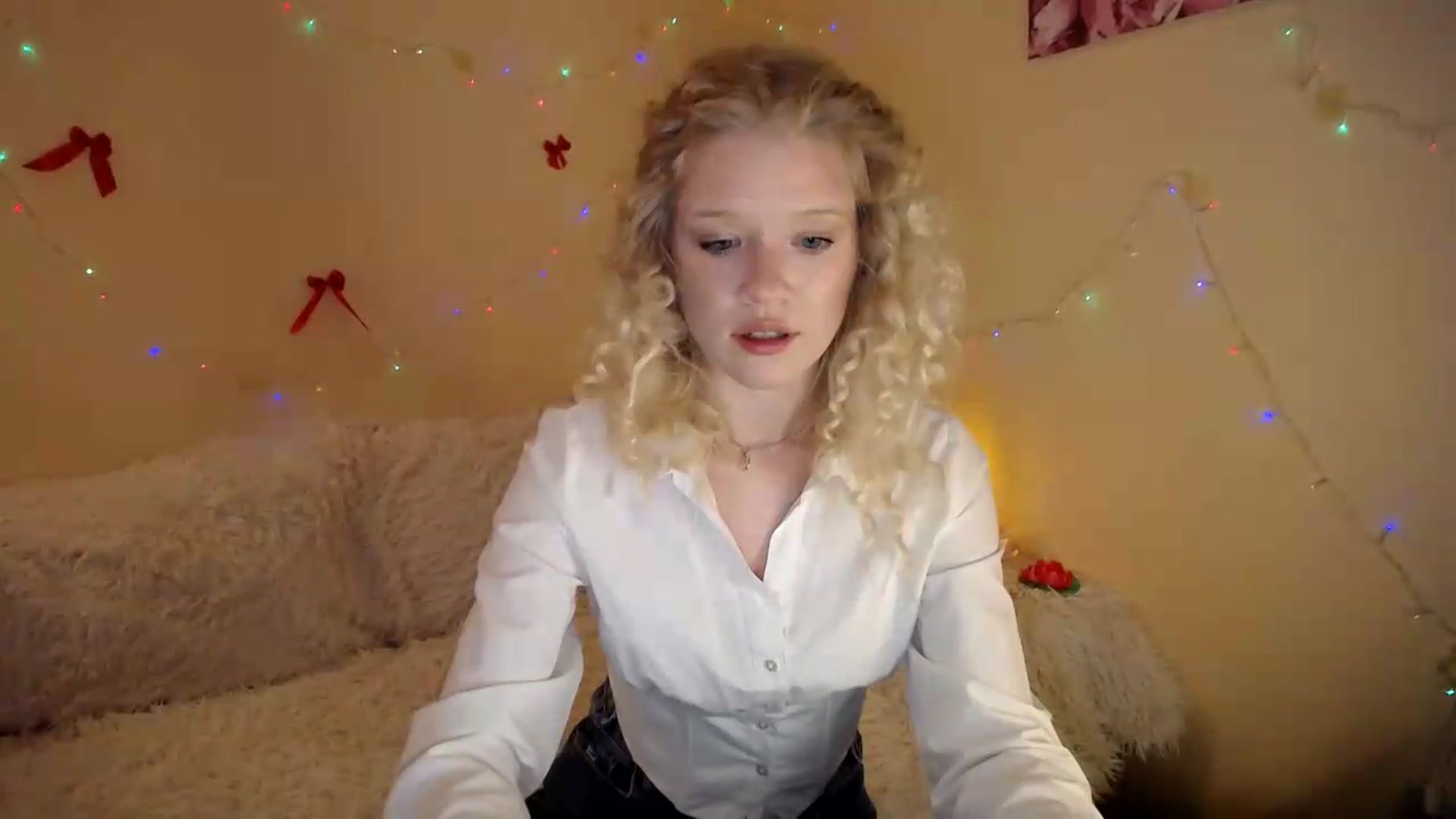 Gallery image thumbnail from Angel_baby's myfreecams stream on, 07/30/2026, 19:10 image 12 of 20