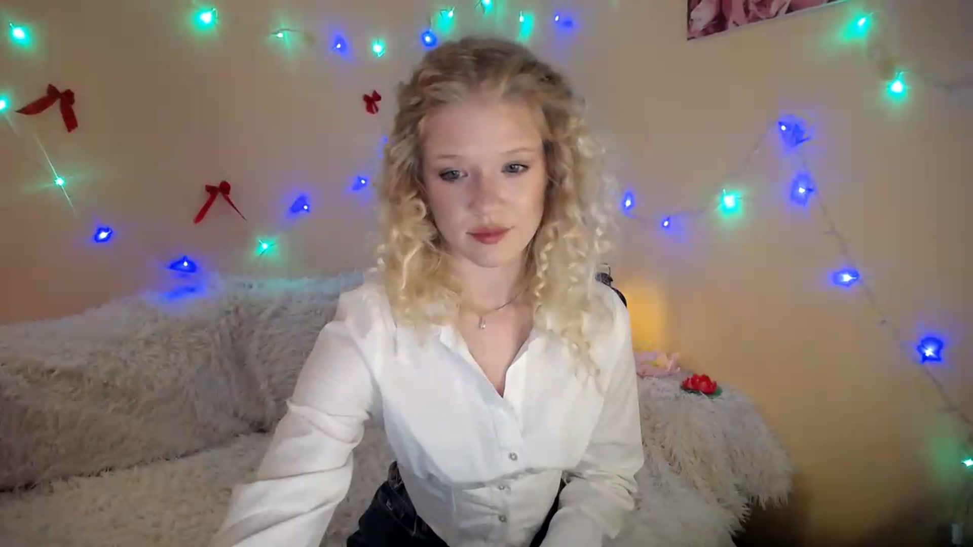 Gallery image thumbnail from Angel_baby's myfreecams stream on, 07/30/2026, 19:10 image 9 of 20