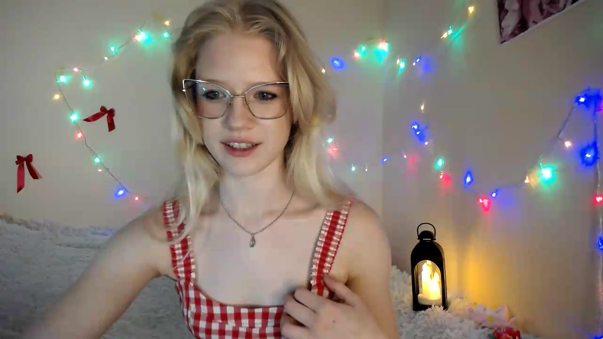 Gallery image thumbnail from Angel_baby's myfreecams stream on, 08/05/2026, 17:38 image 13 of 20