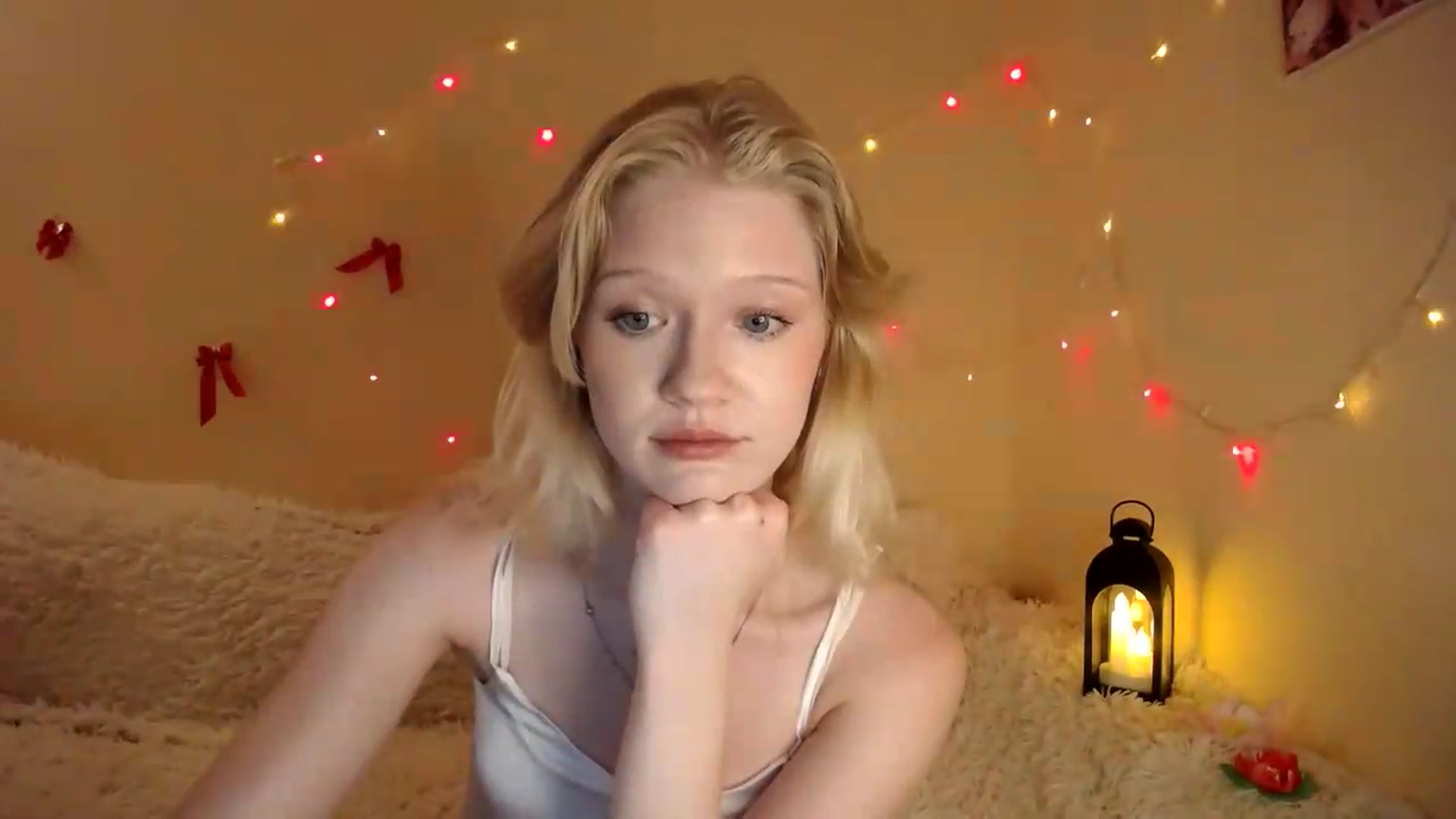 Gallery image thumbnail from Angel_baby's myfreecams stream on, 08/06/2026, 18:35 image 17 of 20