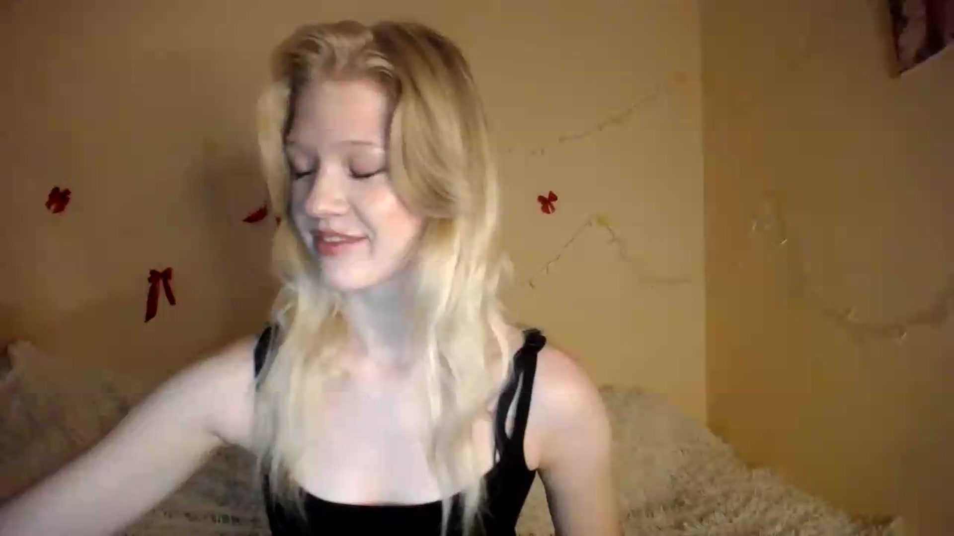 Gallery image thumbnail from Angel_baby's myfreecams stream on, 08/07/2026, 16:16 image 11 of 20