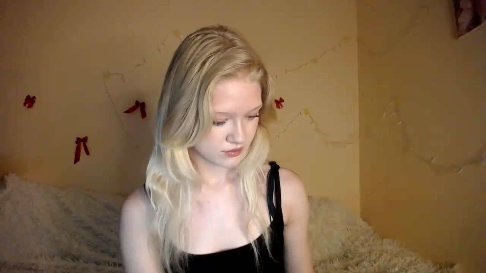 Gallery image thumbnail from Angel_baby's myfreecams stream on, 08/07/2026, 16:16 image 19 of 20