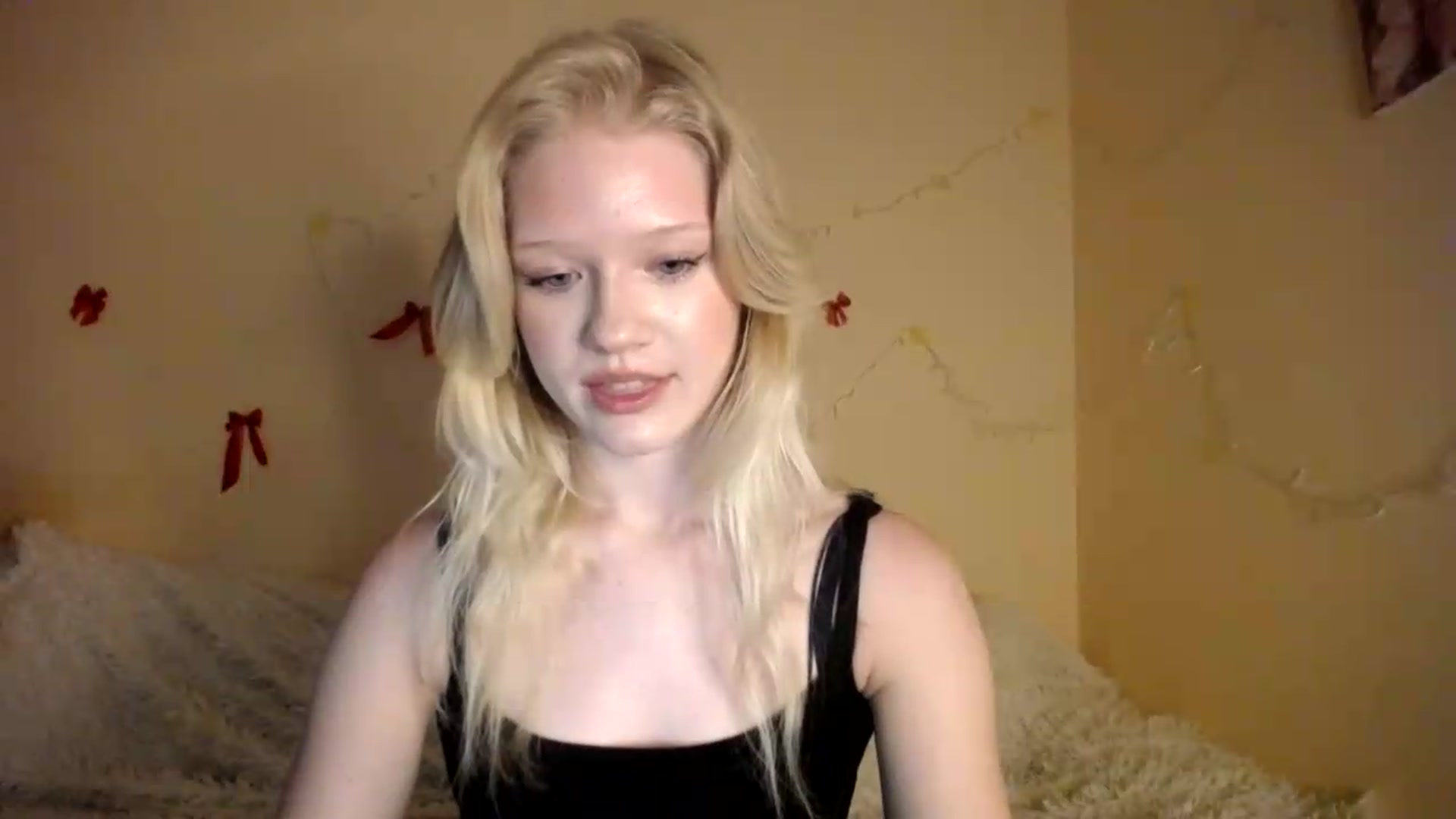 Gallery image thumbnail from Angel_baby's myfreecams stream on, 08/07/2026, 16:31 image 6 of 20