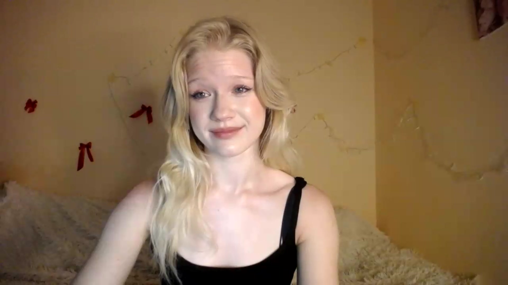 Gallery image thumbnail from Angel_baby's myfreecams stream on, 08/07/2026, 16:31 image 10 of 20
