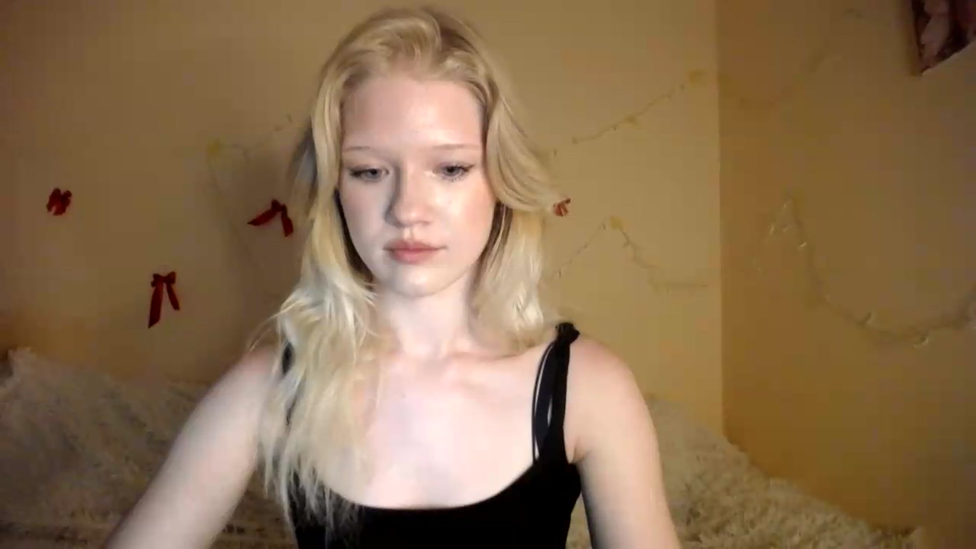 Gallery image thumbnail from Angel_baby's myfreecams stream on, 08/07/2026, 16:31 image 17 of 20