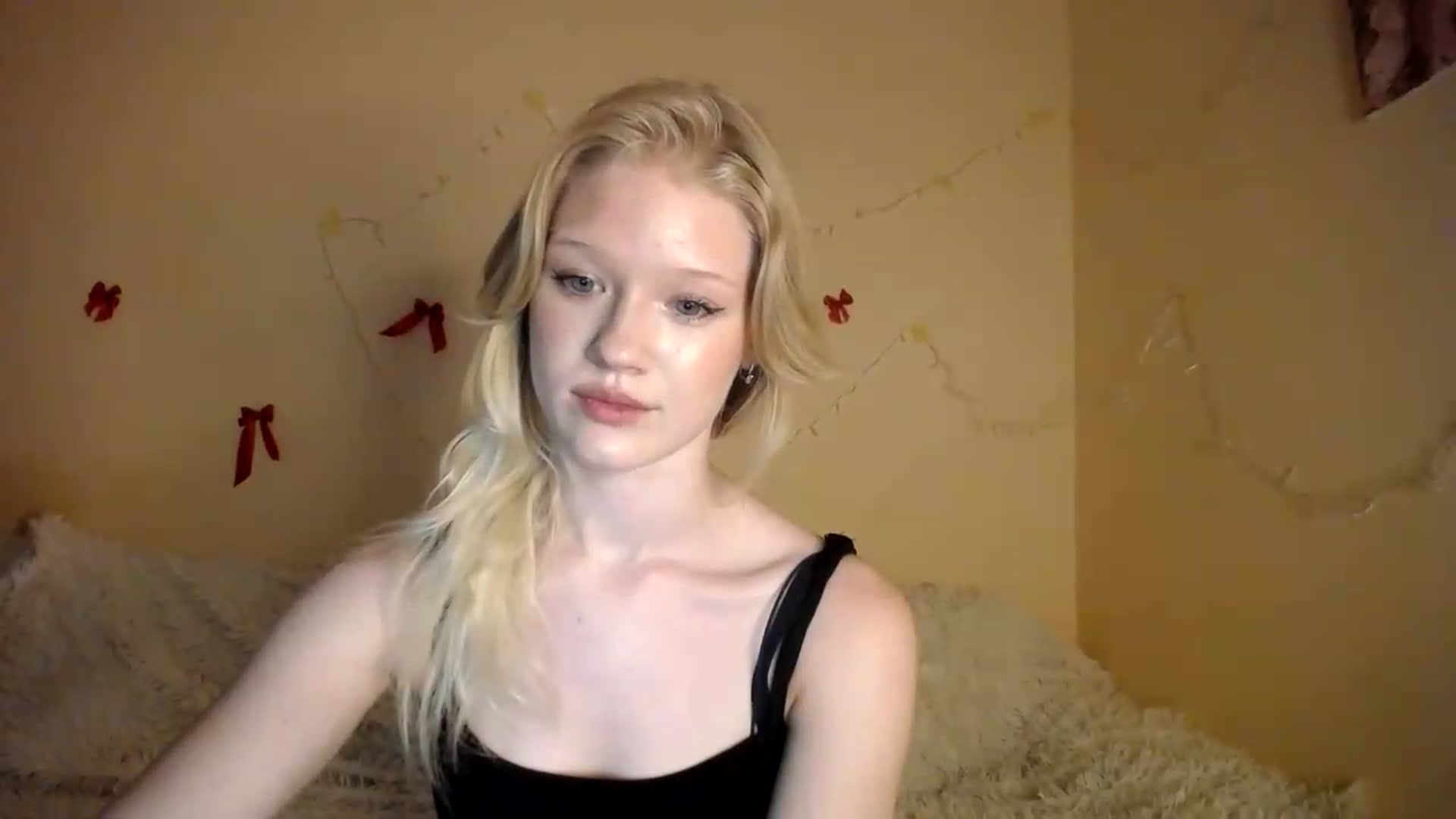 Gallery image thumbnail from Angel_baby's myfreecams stream on, 08/07/2026, 16:56 image 18 of 20