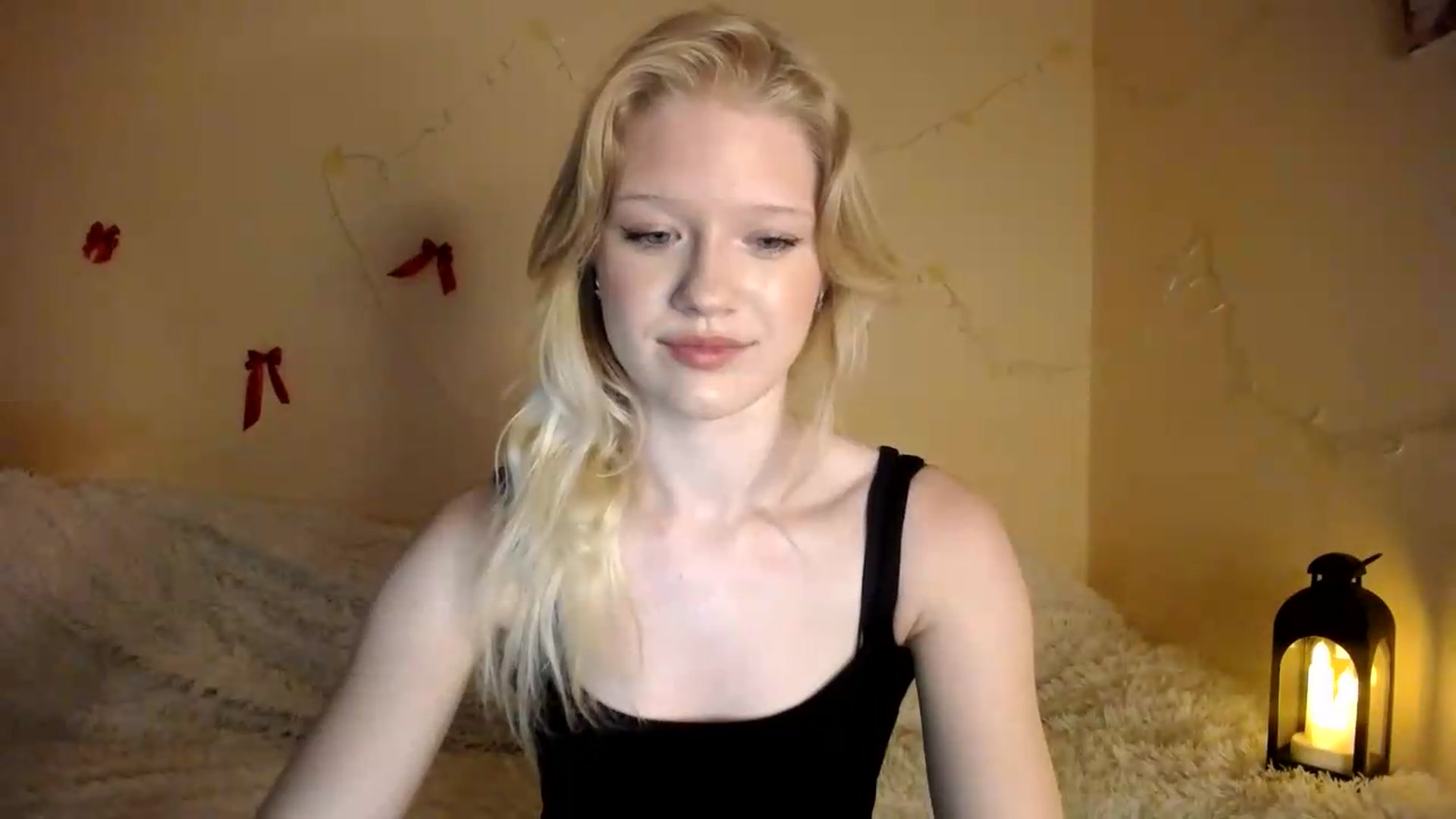 Gallery image thumbnail from Angel_baby's myfreecams stream on, 08/07/2026, 17:46 image 16 of 20