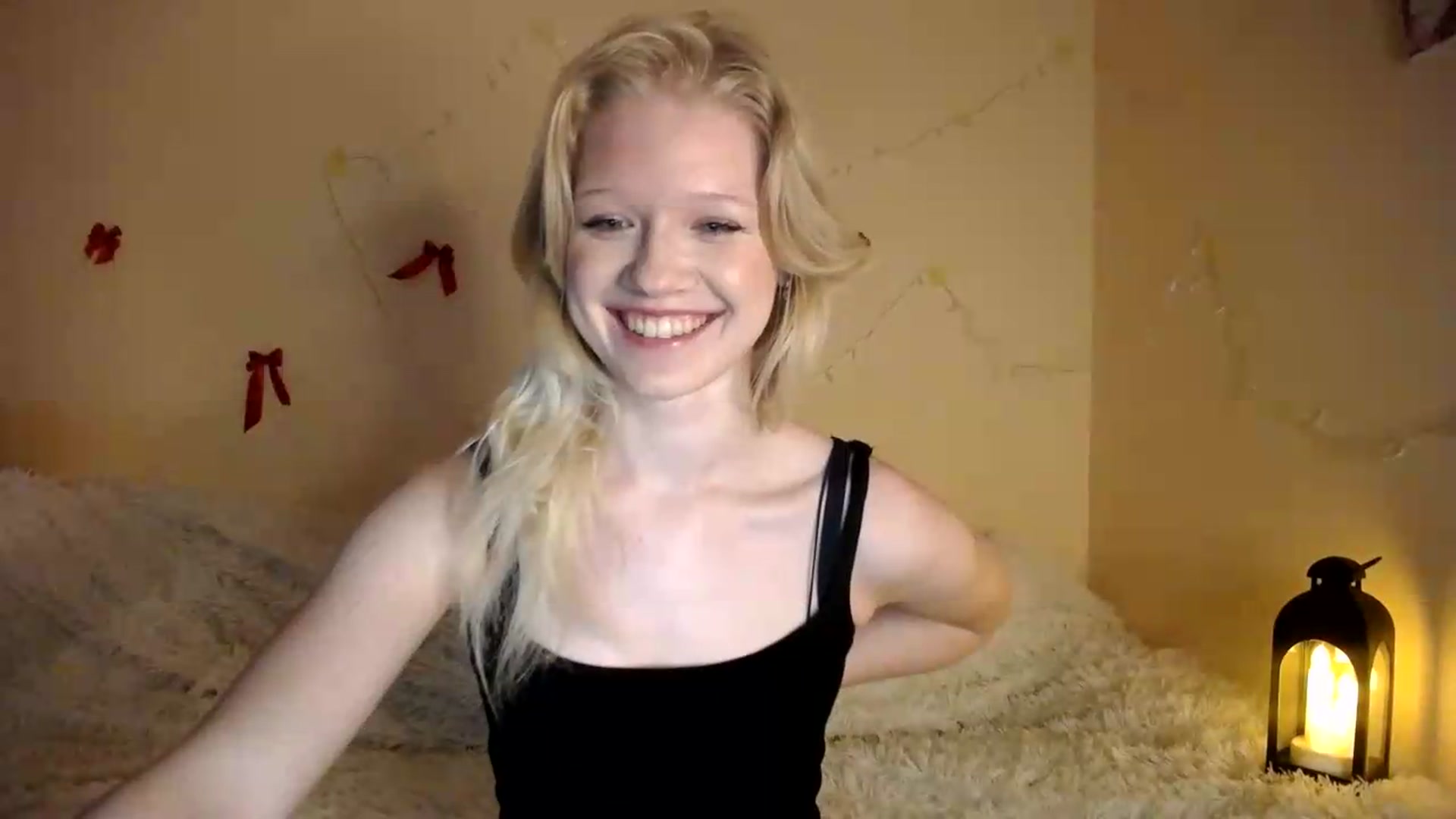 Gallery image thumbnail from Angel_baby's myfreecams stream on, 08/07/2026, 17:46 image 4 of 20