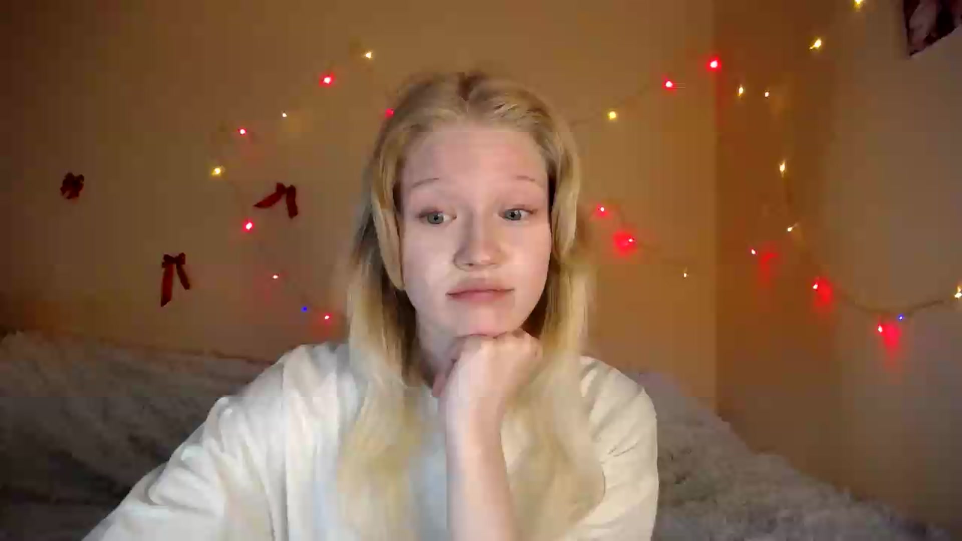 Gallery image thumbnail from Angel_baby's myfreecams stream on, 08/10/2026, 17:22 image 1 of 20