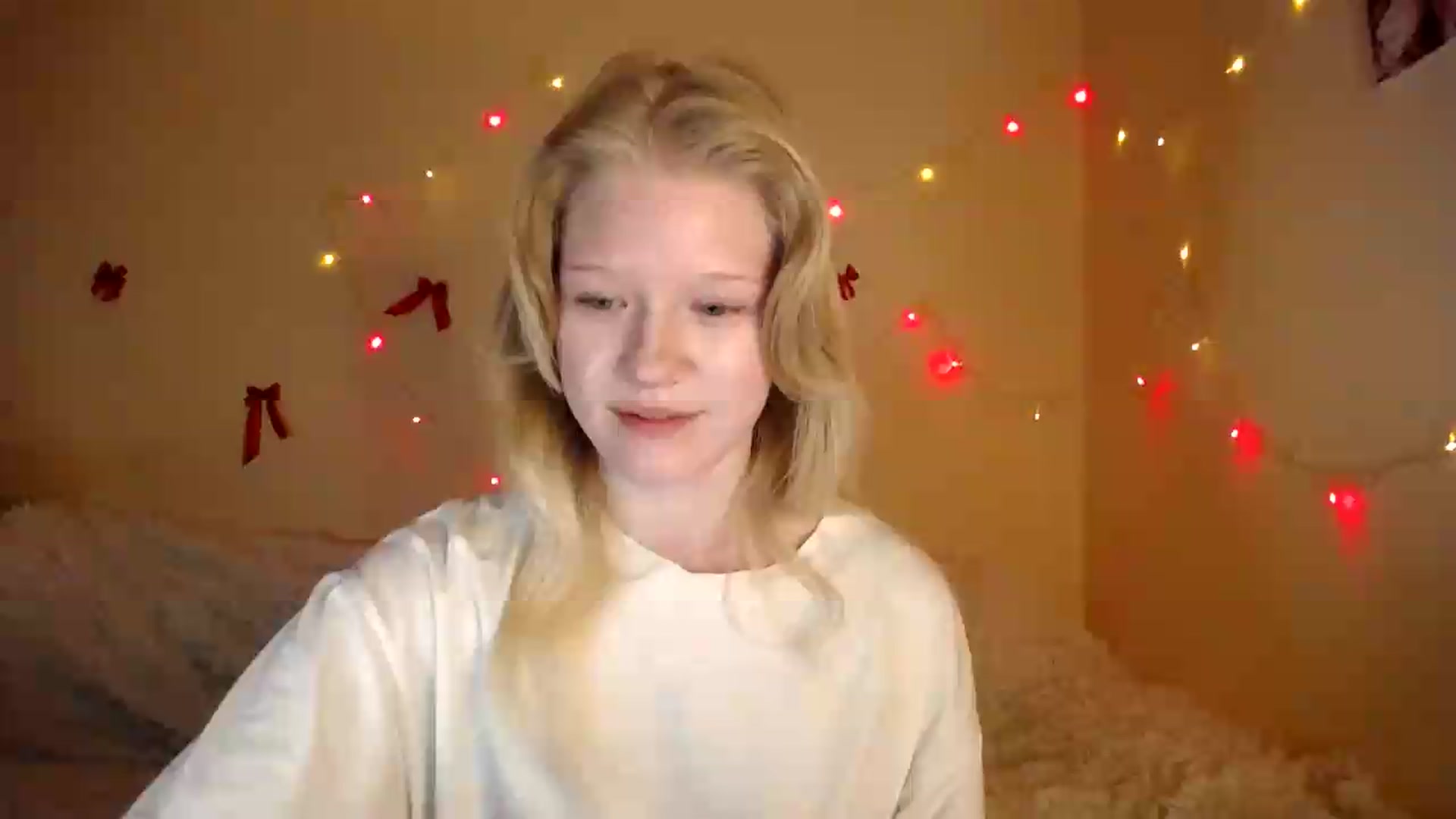Gallery image thumbnail from Angel_baby's myfreecams stream on, 08/10/2026, 17:22 image 10 of 20