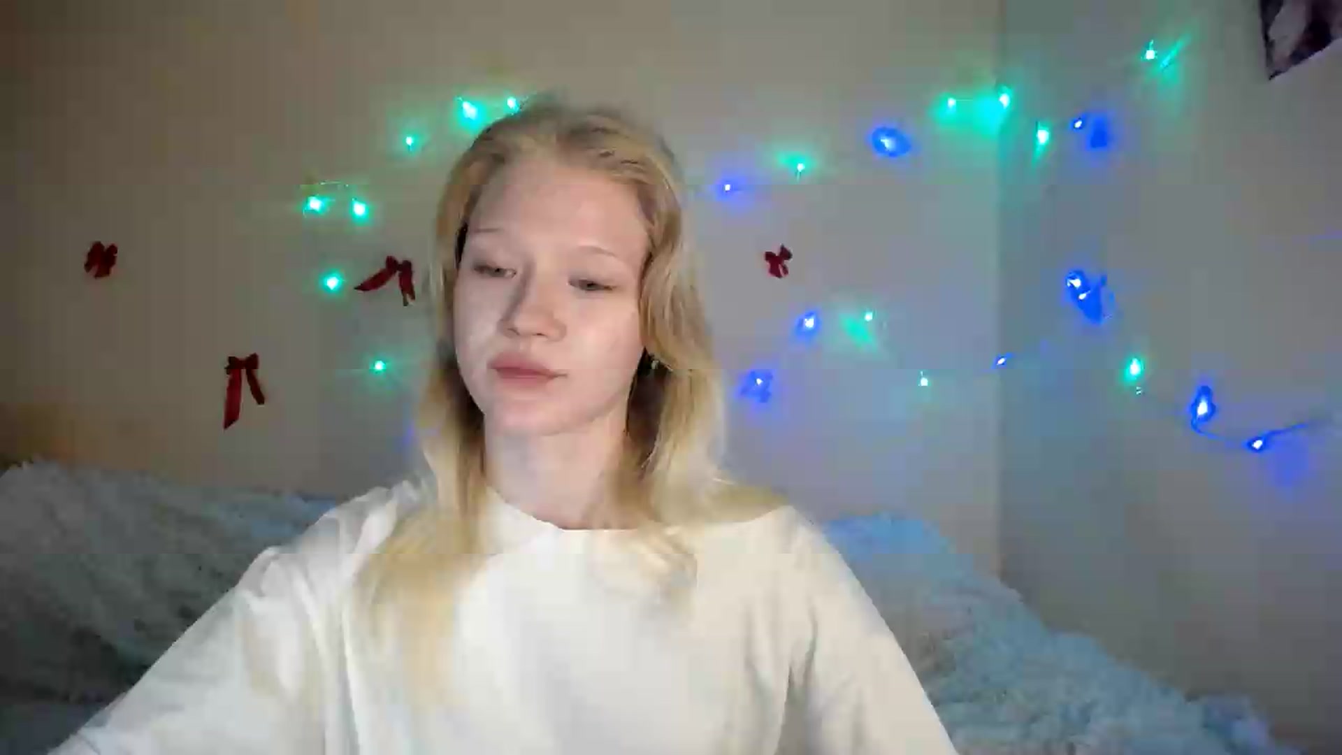 Gallery image thumbnail from Angel_baby's myfreecams stream on, 08/10/2026, 17:22 image 12 of 20