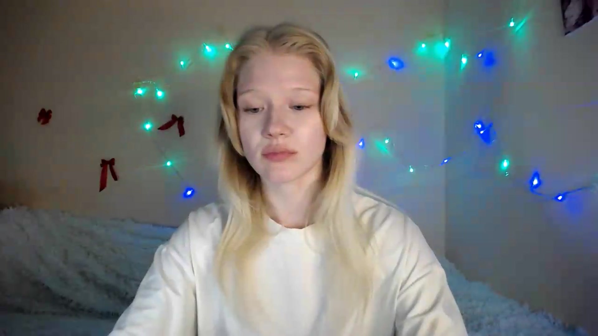 Gallery image thumbnail from Angel_baby's myfreecams stream on, 08/10/2026, 17:22 image 4 of 20