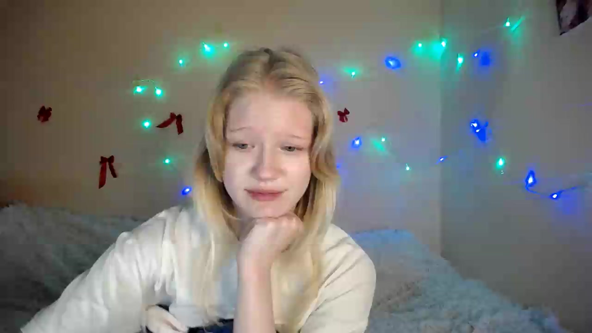 Gallery image thumbnail from Angel_baby's myfreecams stream on, 08/10/2026, 17:54 image 7 of 20