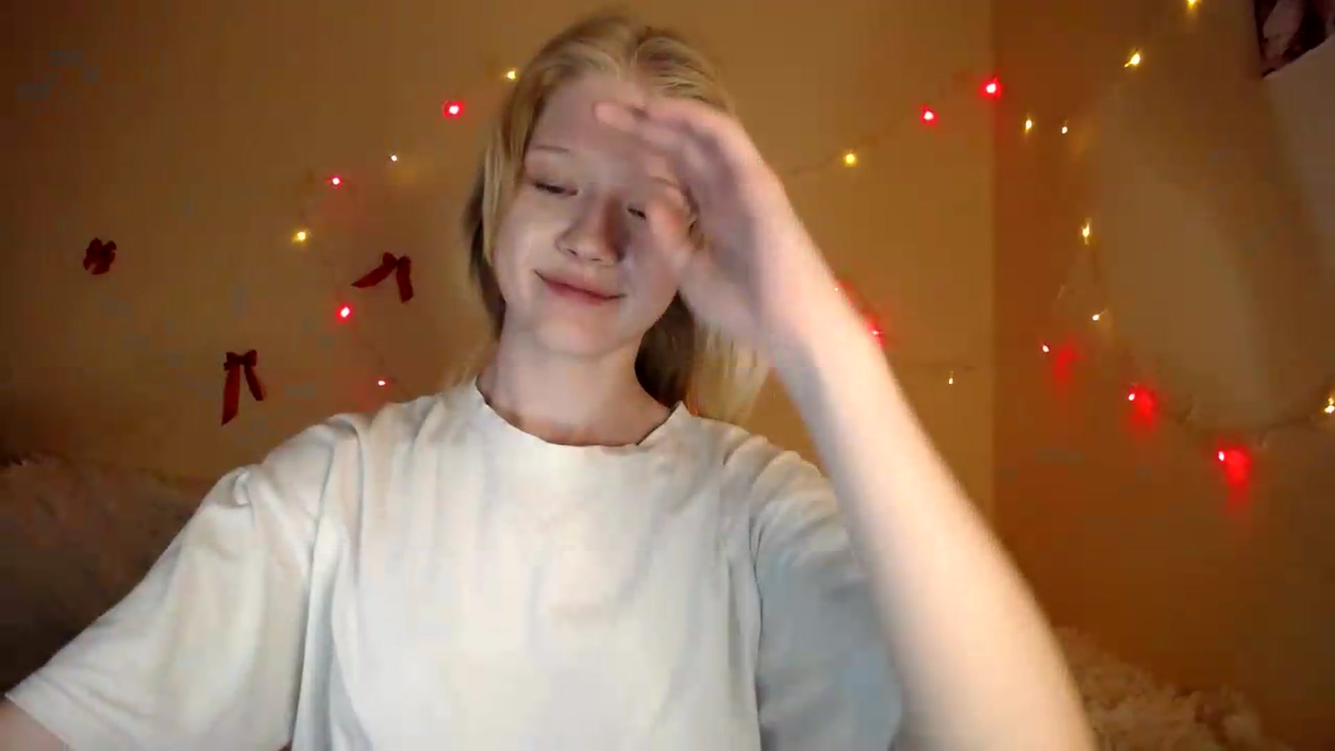 Gallery image thumbnail from Angel_baby's myfreecams stream on, 08/10/2026, 17:54 image 10 of 20