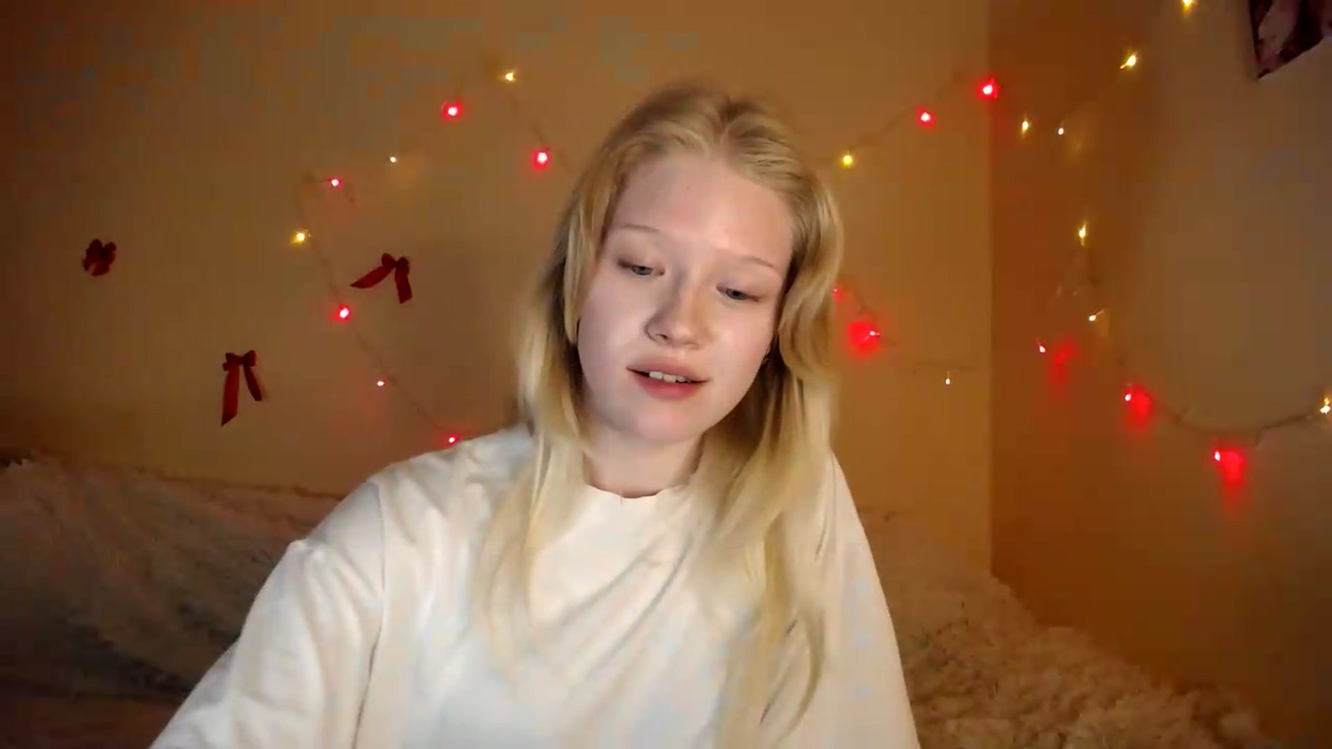 Gallery image thumbnail from Angel_baby's myfreecams stream on, 08/10/2026, 17:54 image 4 of 20