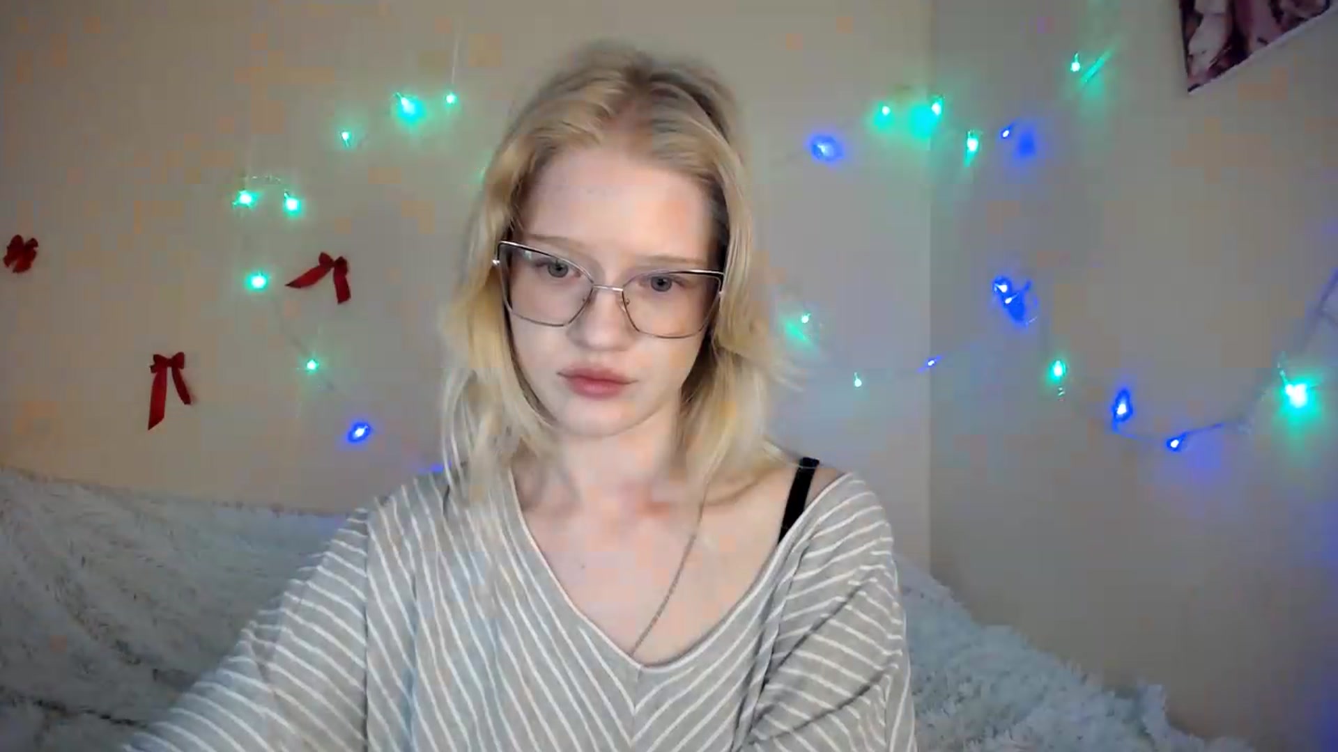 Gallery image thumbnail from Angel_baby's myfreecams stream on, 08/12/2026, 13:37 image 8 of 20