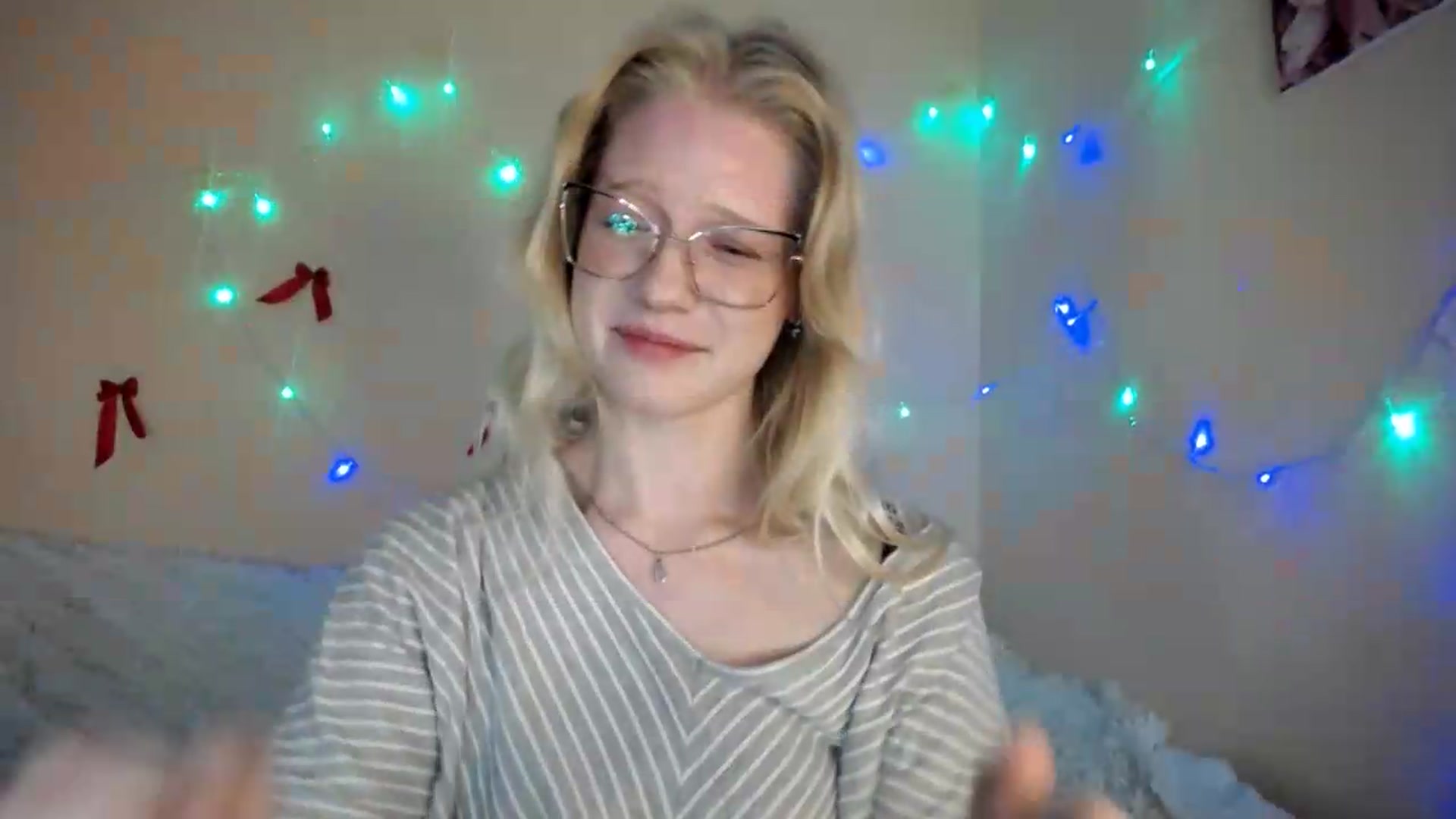 Gallery image thumbnail from Angel_baby's myfreecams stream on, 08/12/2026, 15:05 image 13 of 20