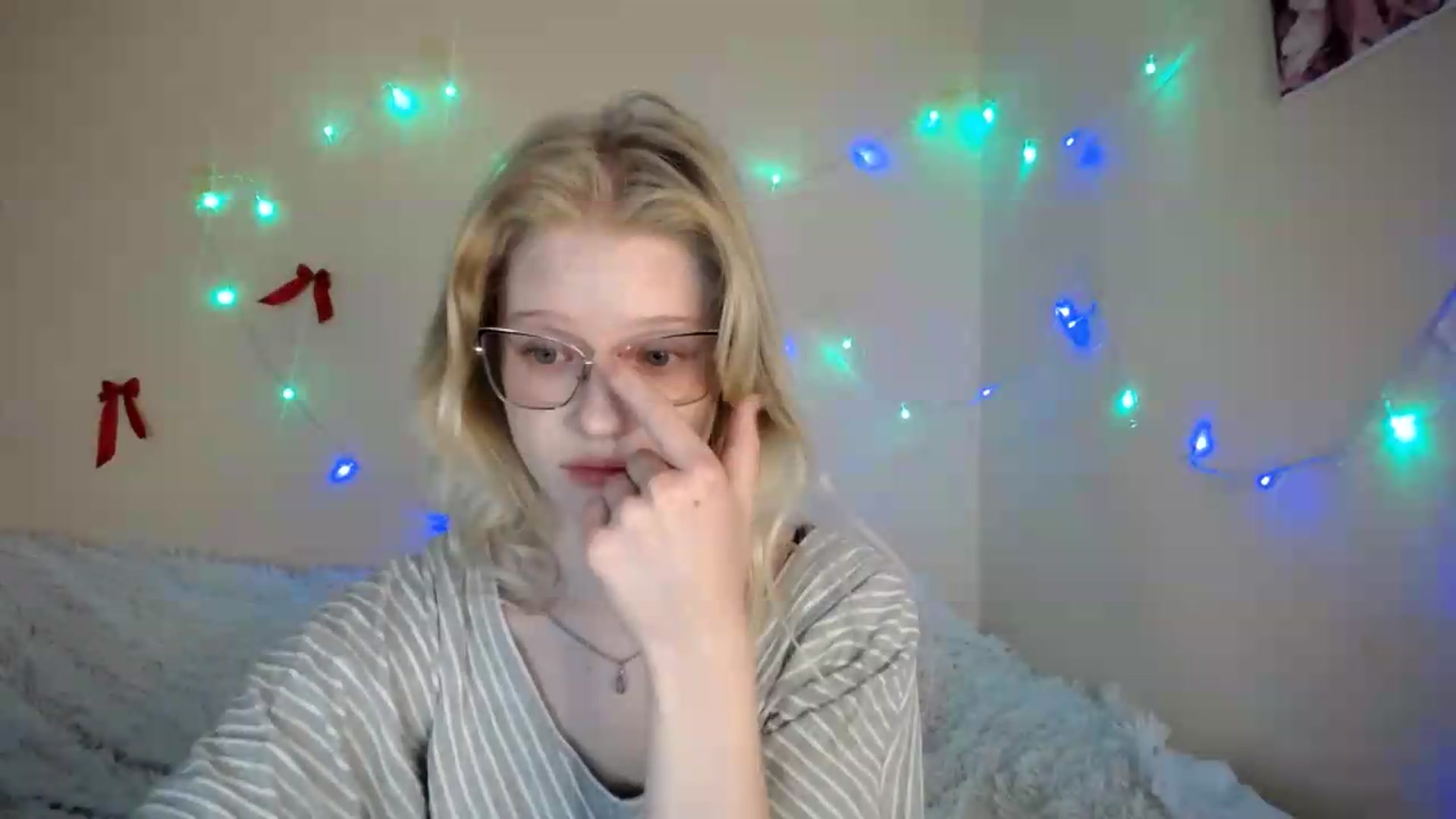 Gallery image thumbnail from Angel_baby's myfreecams stream on, 08/12/2026, 15:05 image 7 of 20