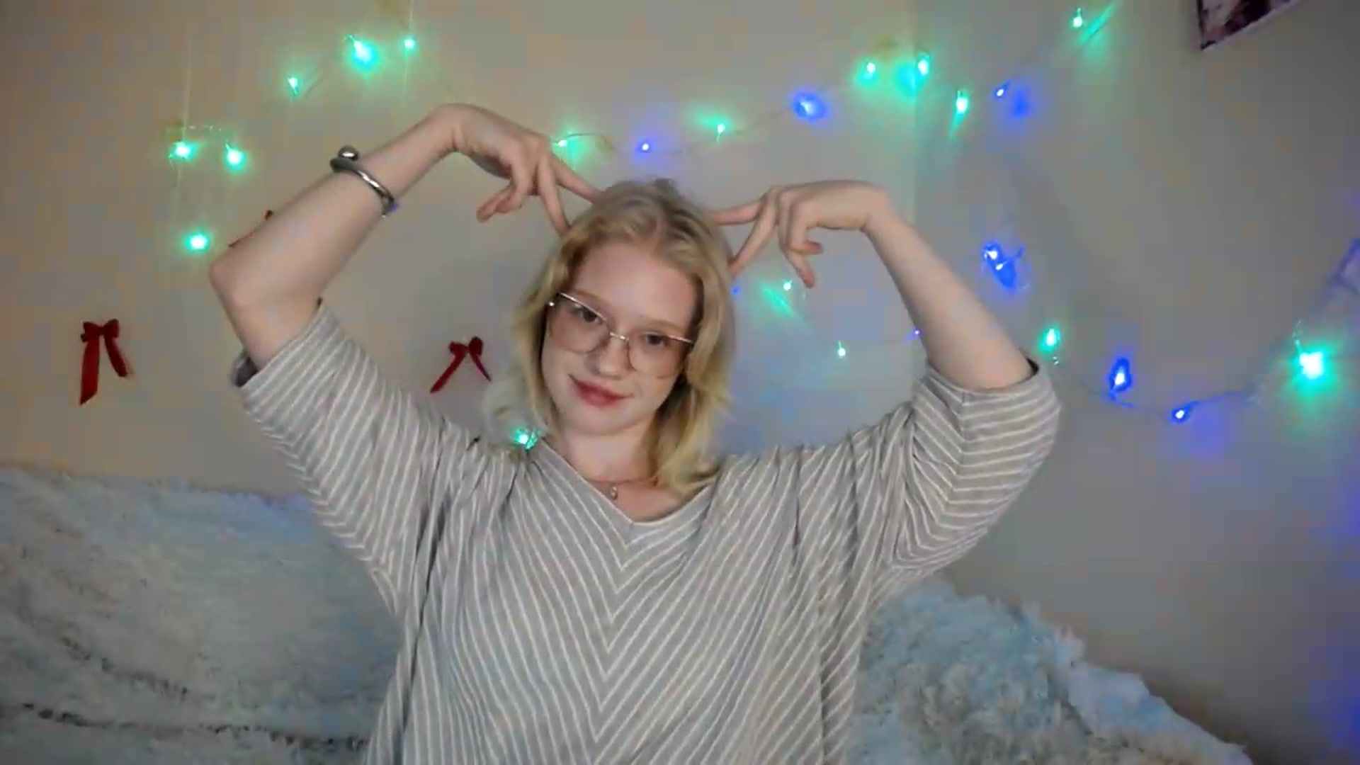 Gallery image thumbnail from Angel_baby's myfreecams stream on, 08/12/2026, 15:05 image 4 of 20