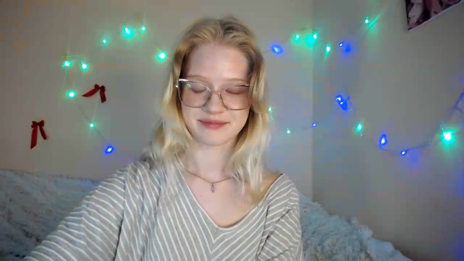 Gallery image thumbnail from Angel_baby's myfreecams stream on, 08/12/2026, 15:05 image 20 of 20