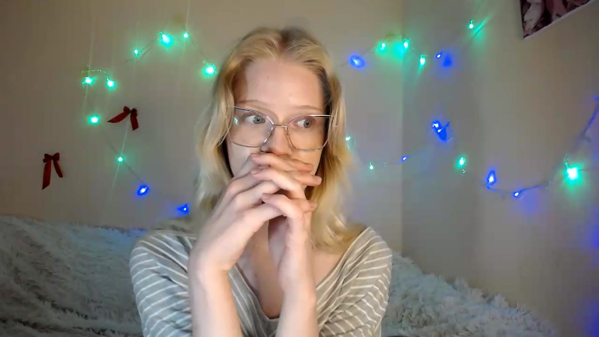 Gallery image thumbnail from Angel_baby's myfreecams stream on, 08/12/2026, 17:50 image 6 of 20