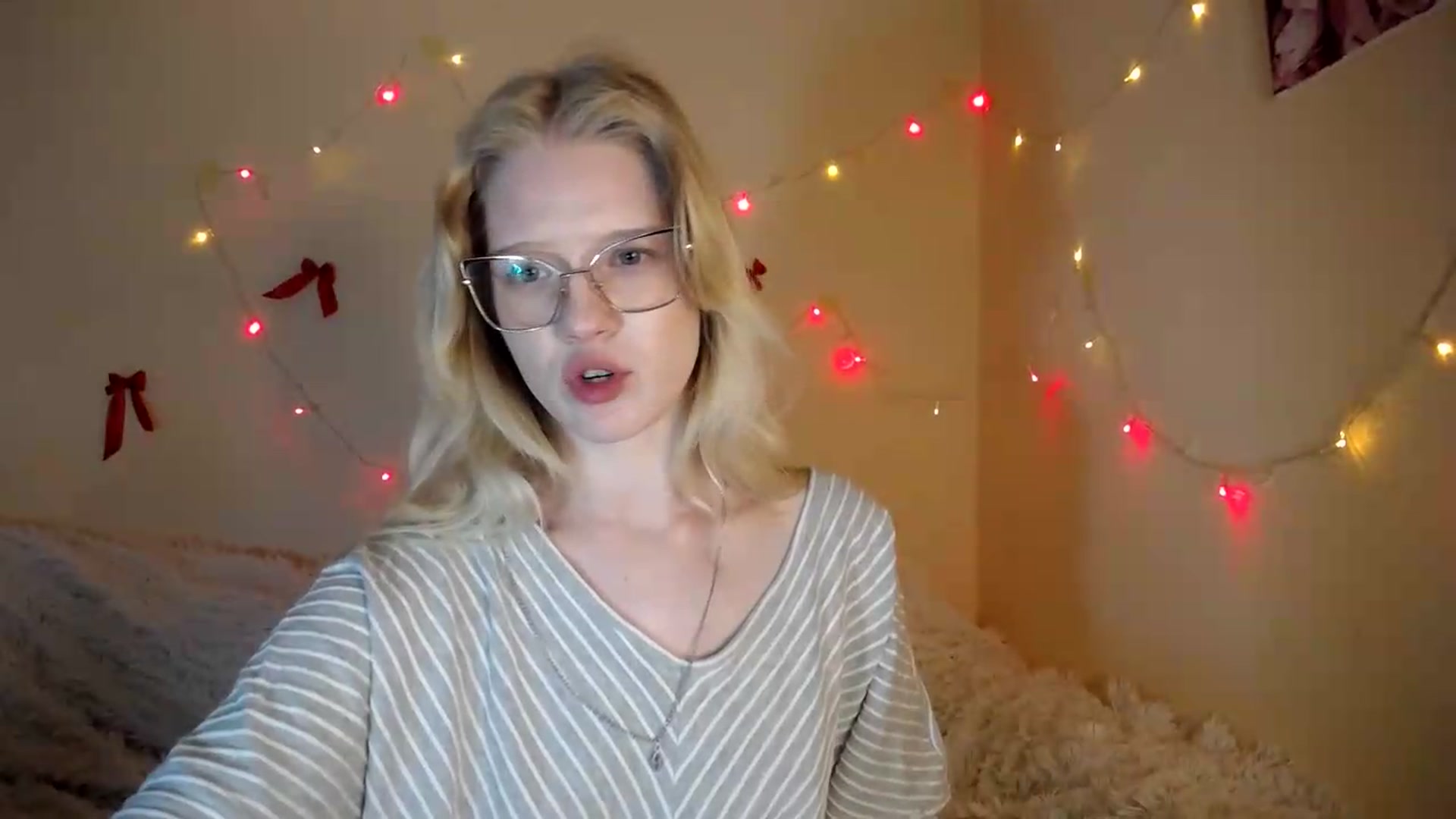Gallery image thumbnail from Angel_baby's myfreecams stream on, 08/12/2026, 17:50 image 5 of 20
