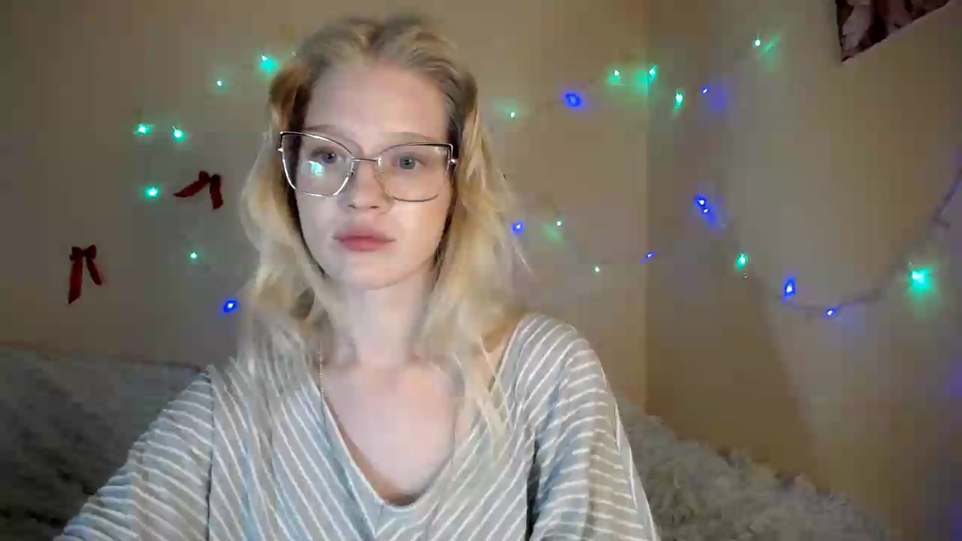 Gallery image thumbnail from Angel_baby's myfreecams stream on, 08/12/2026, 17:50 image 1 of 20