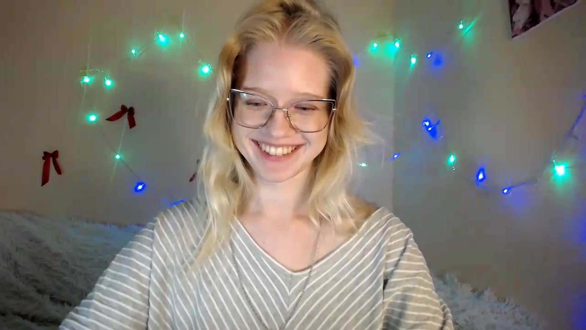 Gallery image thumbnail from Angel_baby's myfreecams stream on, 08/12/2026, 17:50 image 11 of 20