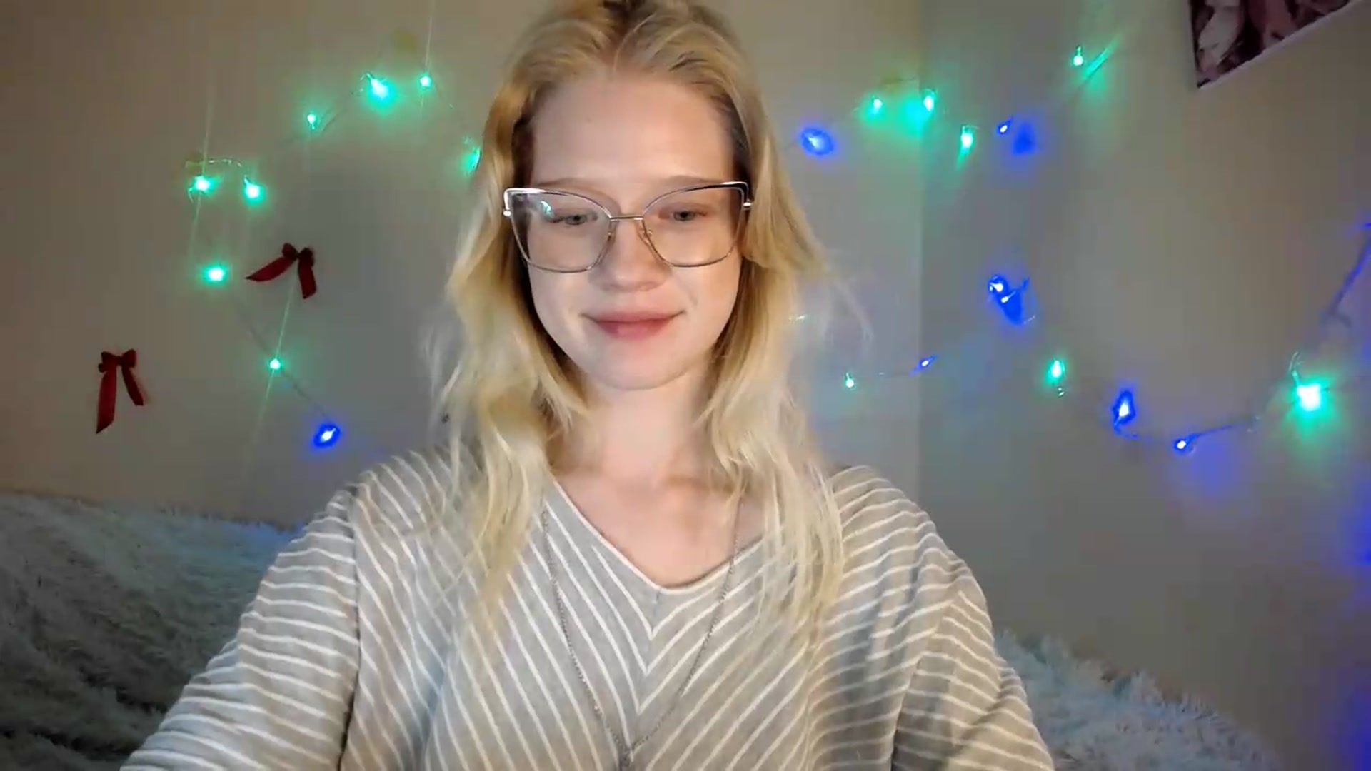 Gallery image thumbnail from Angel_baby's myfreecams stream on, 08/12/2026, 17:50 image 20 of 20