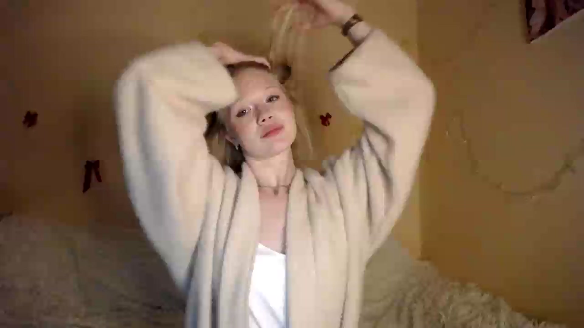 Gallery image thumbnail from Angel_baby's myfreecams stream on, 08/14/2026, 21:37 image 17 of 20