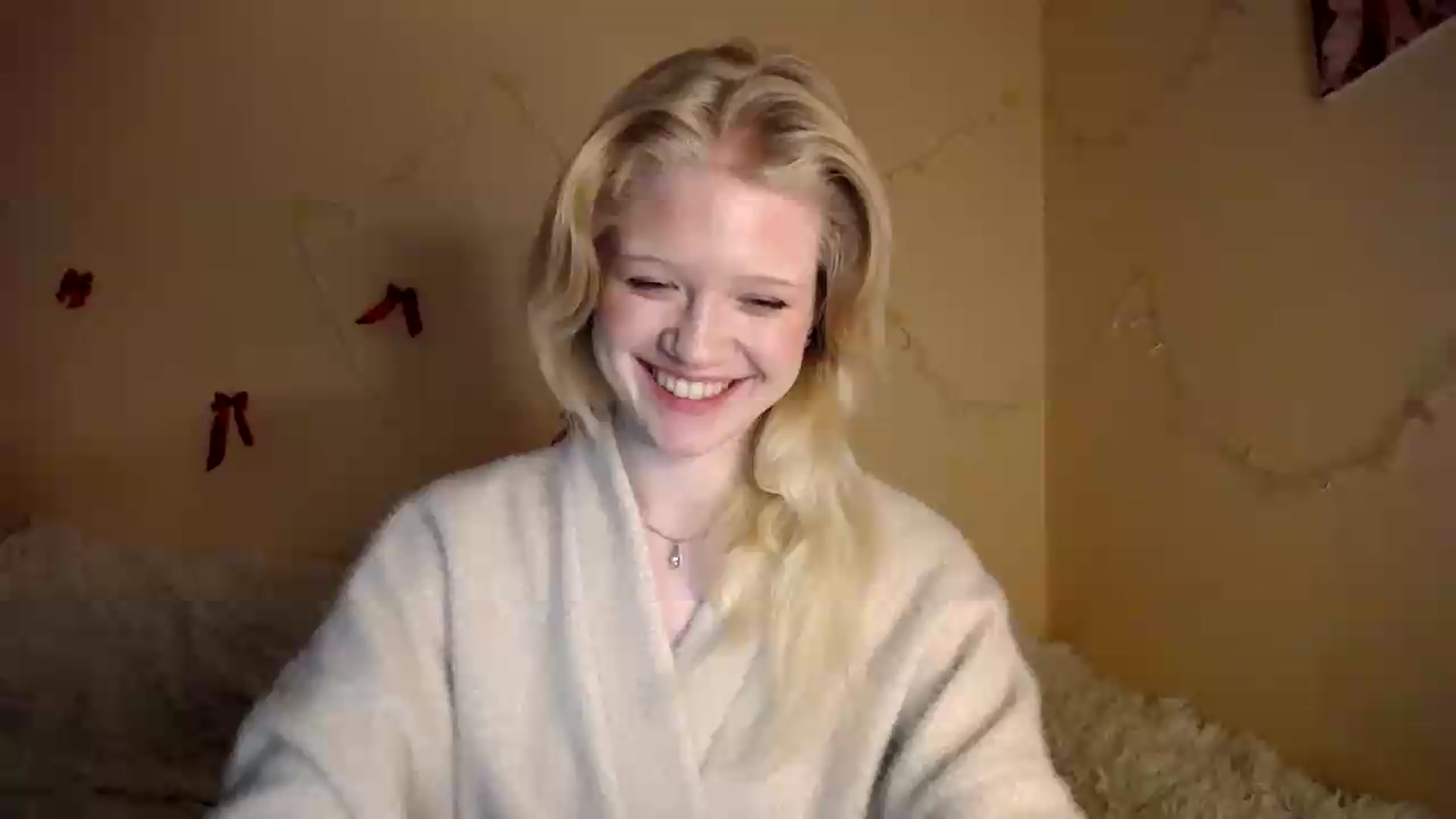 Gallery image thumbnail from Angel_baby's myfreecams stream on, 08/14/2026, 21:37 image 2 of 20