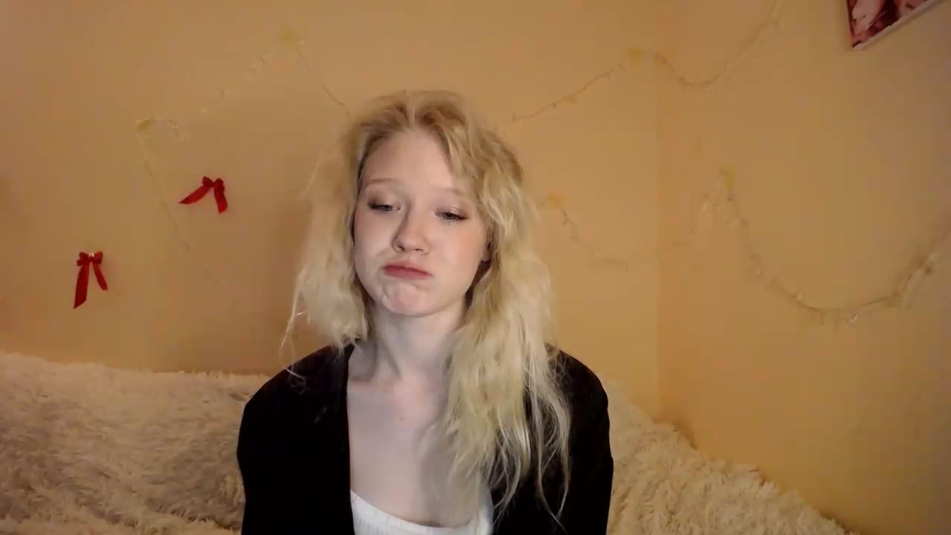 Gallery image thumbnail from Angel_baby's myfreecams stream on, 08/15/2026, 18:26 image 12 of 20