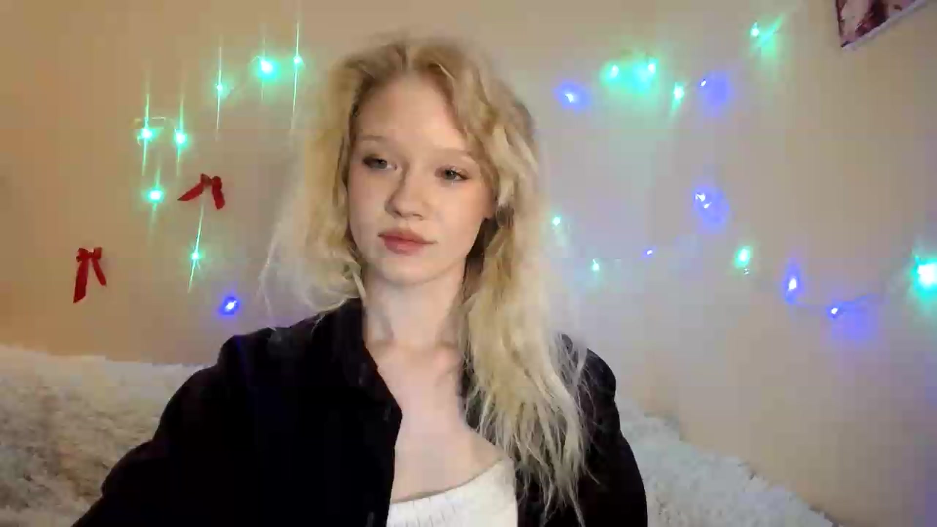 Gallery image thumbnail from Angel_baby's myfreecams stream on, 08/15/2026, 18:26 image 18 of 20