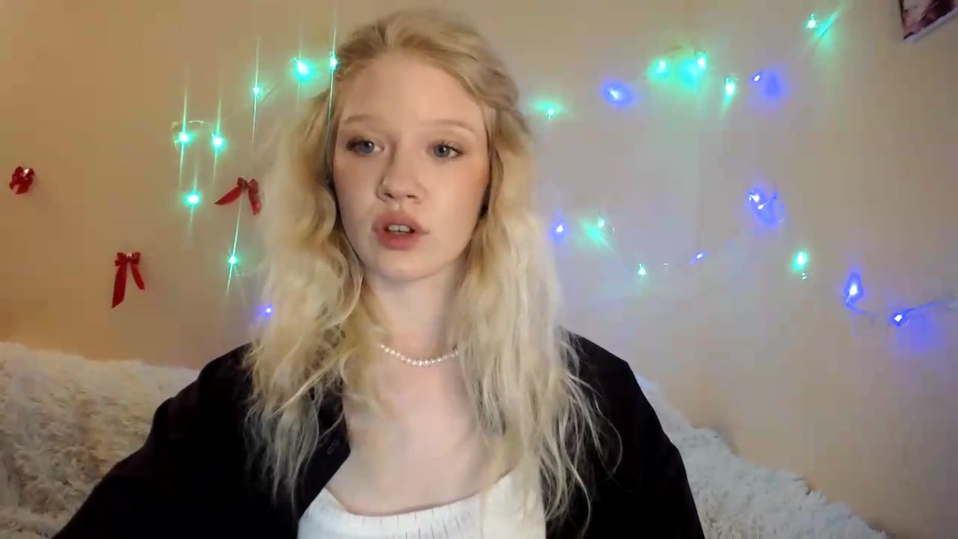 Gallery image thumbnail from Angel_baby's myfreecams stream on, 08/15/2026, 19:09 image 14 of 20