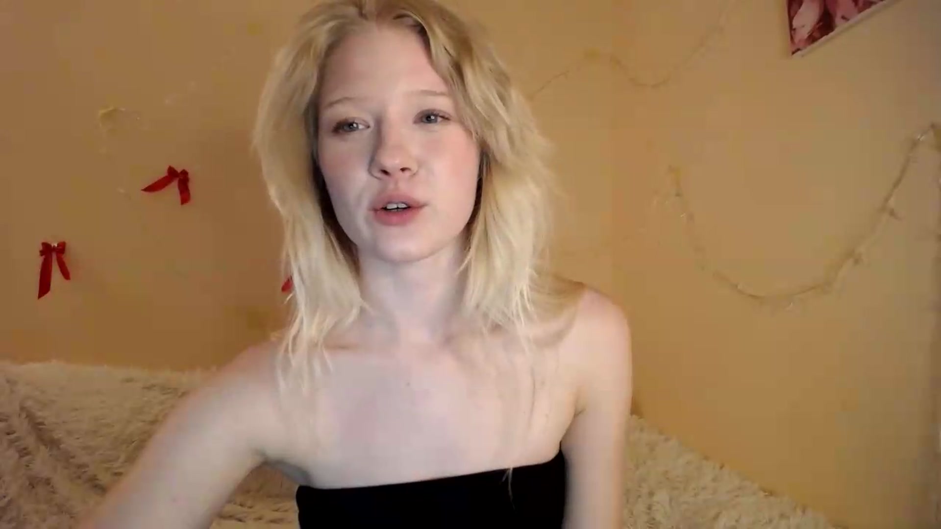 Gallery image thumbnail from Angel_baby's myfreecams stream on, 08/16/2026, 20:18 image 12 of 20